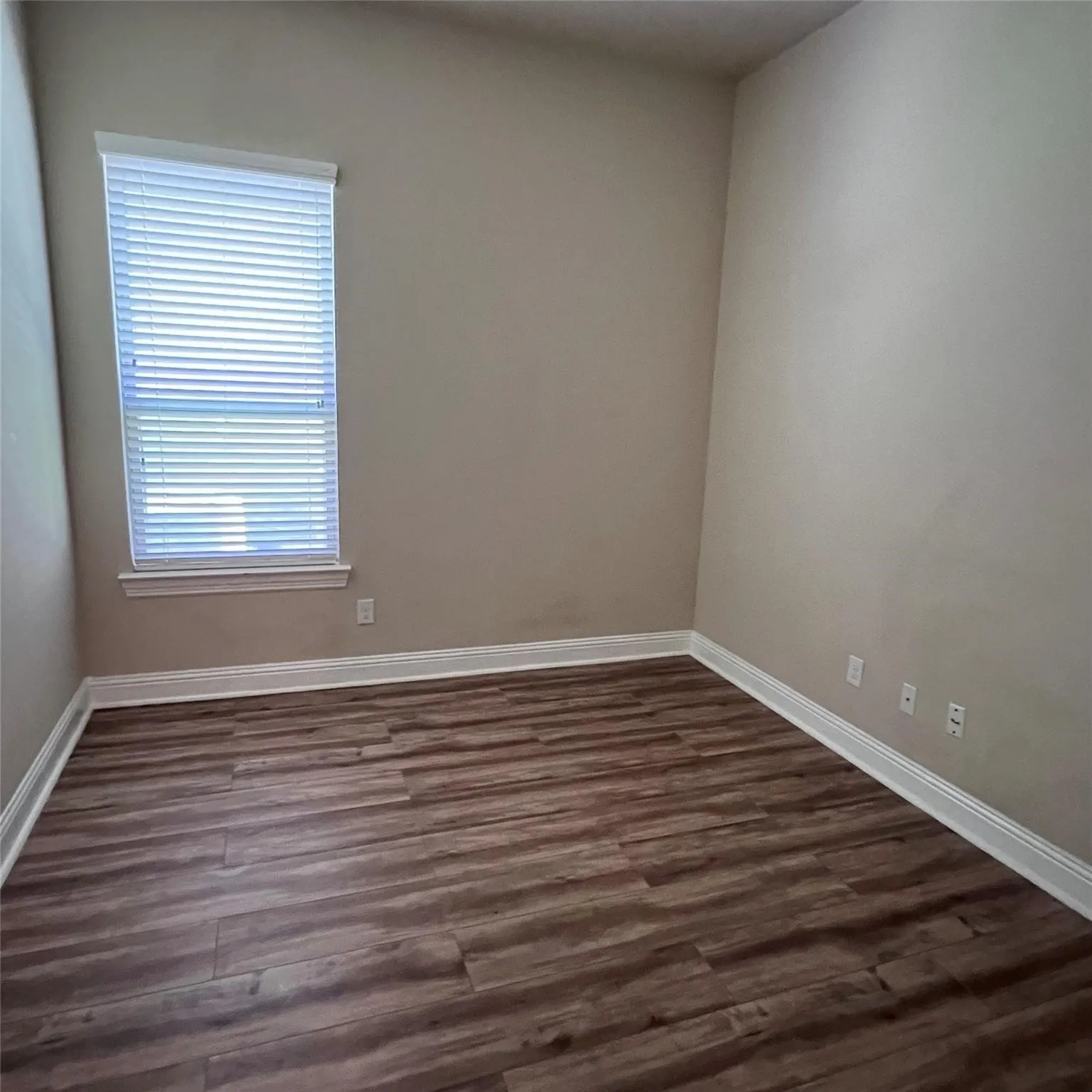 Single Family Residence For Rent in Denton County , 3820 Riversdale, Frisco, Texas 75036, 4 Bedroom, 2 Bathroom, 2 Garage spaces, 2,033 Sqft, built in 2016, mls#21390539, Real Estate Agent in Frisco, Homes For Rent in Denton county, Homes For Rent in Frisco, Realtor in Frisco Texas, Real Estate Brokerage Independent Realty Texas, Luminita Cordes Realtor