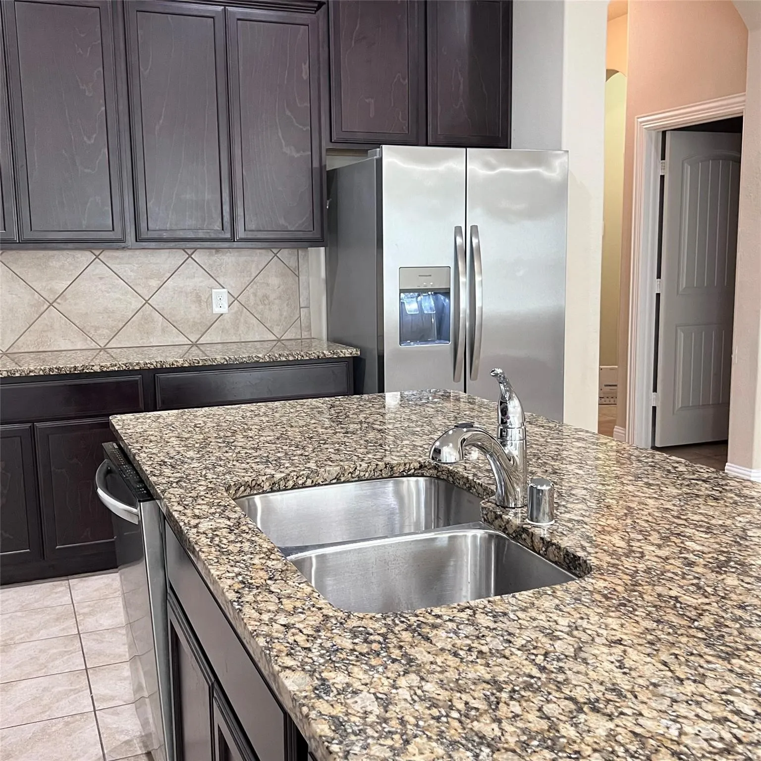 Single Family Residence For Rent in Denton County , 3820 Riversdale, Frisco, Texas 75036, 4 Bedroom, 2 Bathroom, 2 Garage spaces, 2,033 Sqft, built in 2016, mls#21390539, Real Estate Agent in Frisco, Homes For Rent in Denton county, Homes For Rent in Frisco, Realtor in Frisco Texas, Real Estate Brokerage Independent Realty Texas, Luminita Cordes Realtor