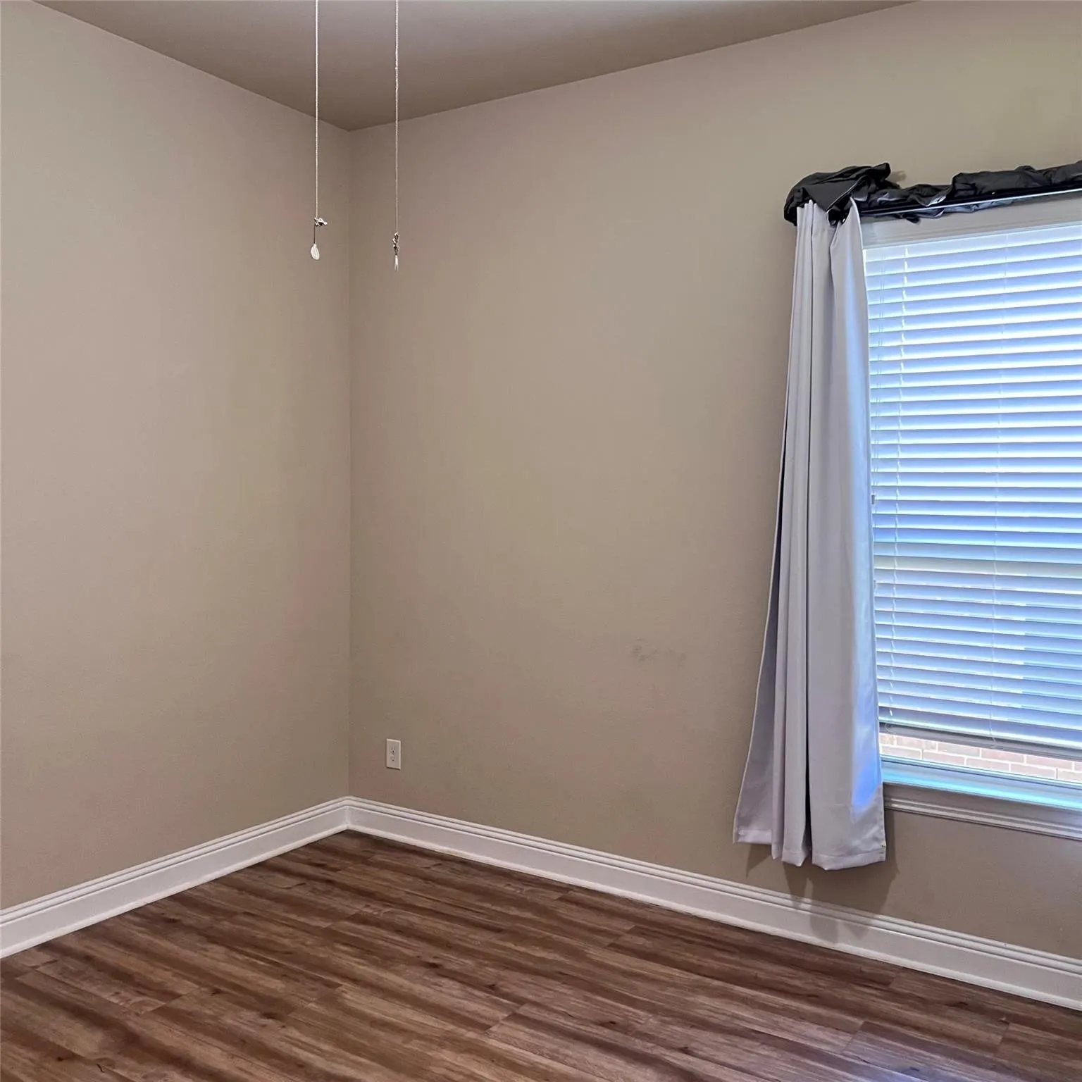 Single Family Residence For Rent in Denton County , 3820 Riversdale, Frisco, Texas 75036, 4 Bedroom, 2 Bathroom, 2 Garage spaces, 2,033 Sqft, built in 2016, mls#21390539, Real Estate Agent in Frisco, Homes For Rent in Denton county, Homes For Rent in Frisco, Realtor in Frisco Texas, Real Estate Brokerage Independent Realty Texas, Luminita Cordes Realtor