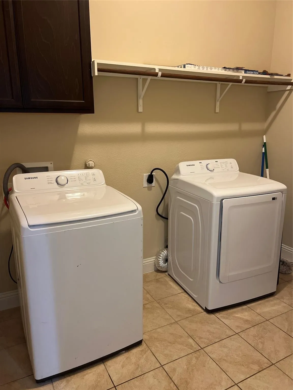 Single Family Residence For Rent in Denton County , 3820 Riversdale, Frisco, Texas 75036, 4 Bedroom, 2 Bathroom, 2 Garage spaces, 2,033 Sqft, built in 2016, mls#21390539, Real Estate Agent in Frisco, Homes For Rent in Denton county, Homes For Rent in Frisco, Realtor in Frisco Texas, Real Estate Brokerage Independent Realty Texas, Luminita Cordes Realtor