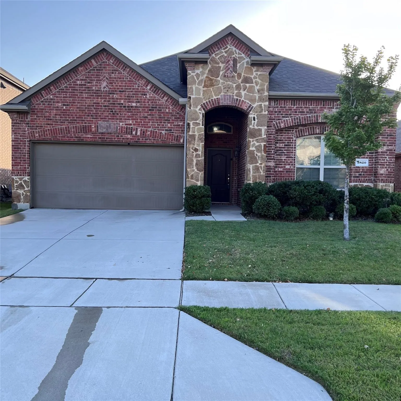 Single Family Residence For Rent in Denton County , 3820 Riversdale, Frisco, Texas 75036, 4 Bedroom, 2 Bathroom, 2 Garage spaces, 2,033 Sqft, built in 2016, mls#21390539, Real Estate Agent in Frisco, Homes For Rent in Denton county, Homes For Rent in Frisco, Realtor in Frisco Texas, Real Estate Brokerage Independent Realty Texas, Luminita Cordes Realtor