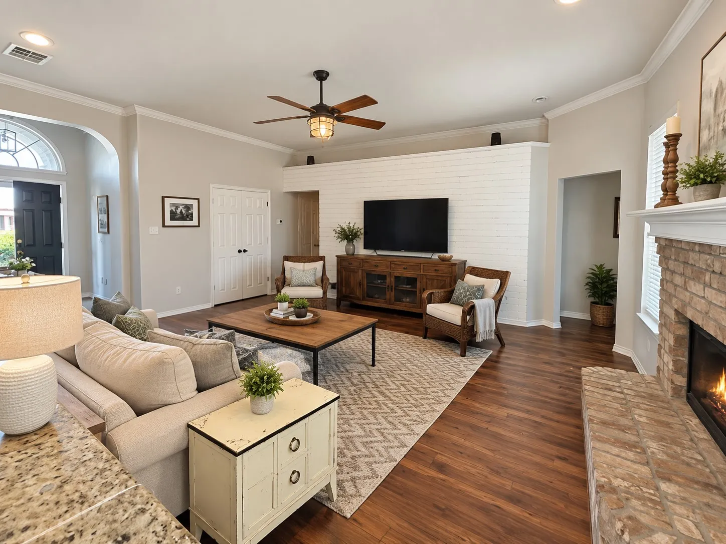 Single Family Residence For Sale in Dallas County , 10201 Evergreen Drive, Rowlett, Texas 75089, 4 Bedroom, 3 Bathroom, 2 Garage spaces, 2,592 Sqft, built in 2002, mls#21390541, Real Estate Agent in Rowlett, Homes For Sale in Dallas county, Homes For Sale in Rowlett, Realtor in Rowlett Texas, Real Estate Brokerage Independent Realty Texas, Luminita Cordes Realtor
