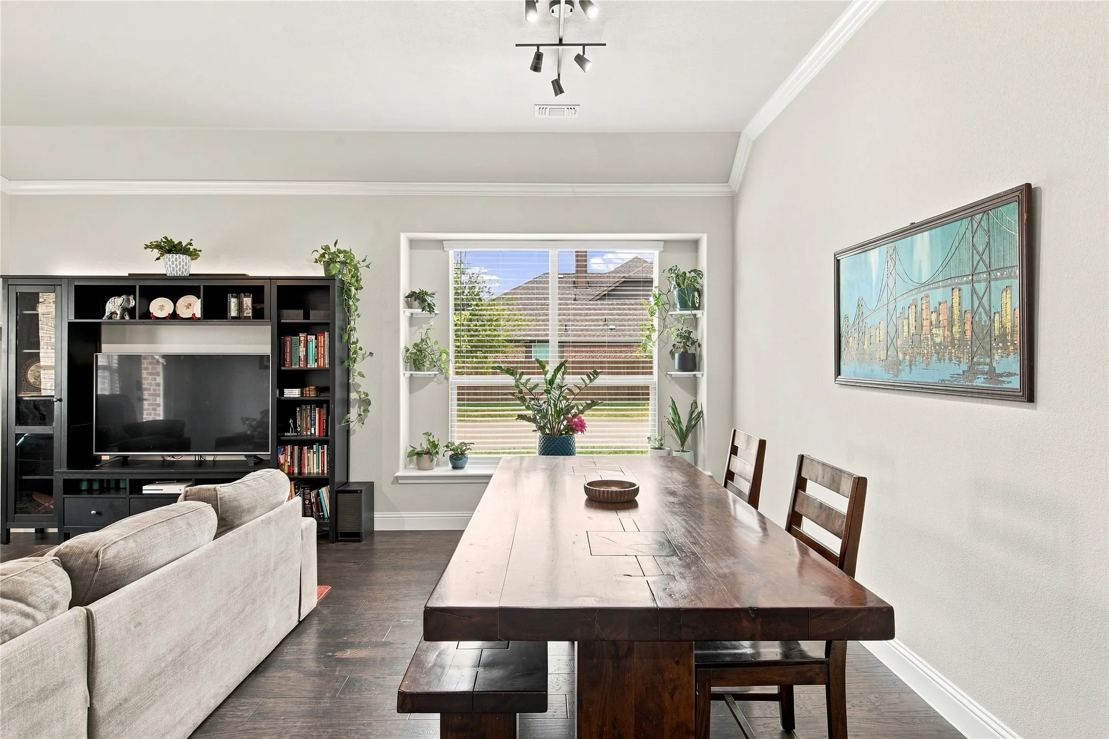 Single Family Residence For Sale in Ellis County , 1612 Tyler Street, Waxahachie, Texas 75165, 3 Bedroom, 2 Bathroom, 2 Garage spaces, 1,731 Sqft, built in 2019, mls#21390530, Real Estate Agent in Waxahachie, Homes For Sale in Ellis county, Homes For Sale in Waxahachie, Realtor in Waxahachie Texas, Real Estate Brokerage Independent Realty Texas, Luminita Cordes Realtor