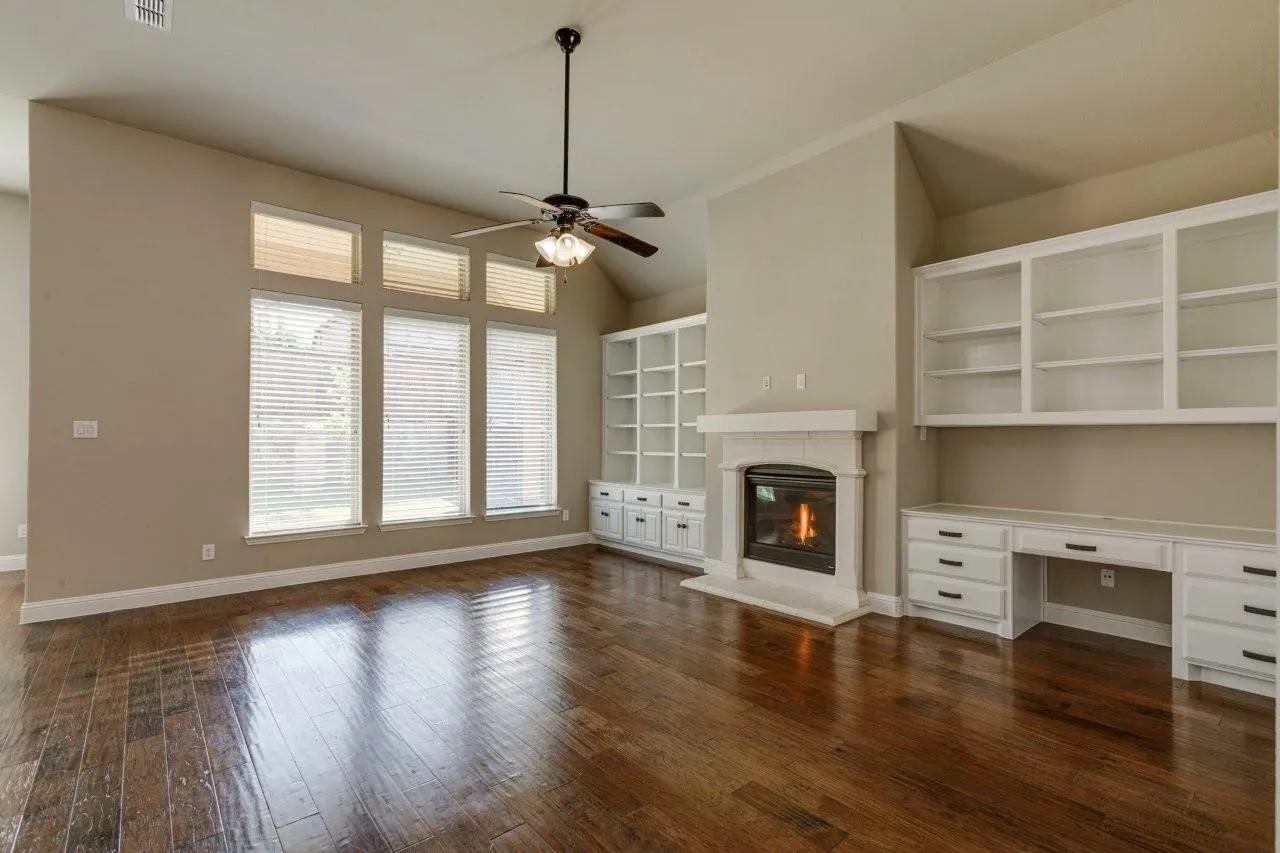 Single Family Residence For Rent in Collin County , 13788 El Toro Road, Frisco, Texas 75035, 4 Bedroom, 3 Bathroom, 2 Garage spaces, 2,385 Sqft, built in 2015, mls#21390475, Real Estate Agent in Frisco, Homes For Rent in Collin county, Homes For Rent in Frisco, Realtor in Frisco Texas, Real Estate Brokerage Independent Realty Texas, Luminita Cordes Realtor