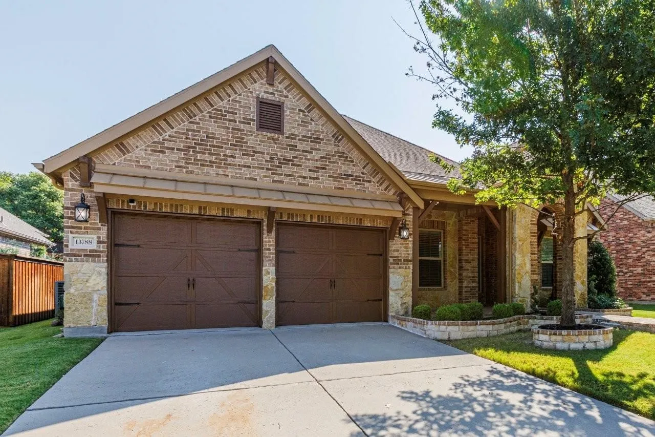 Single Family Residence For Rent in Collin County , 13788 El Toro Road, Frisco, Texas 75035, 4 Bedroom, 3 Bathroom, 2 Garage spaces, 2,385 Sqft, built in 2015, mls#21390475, Real Estate Agent in Frisco, Homes For Rent in Collin county, Homes For Rent in Frisco, Realtor in Frisco Texas, Real Estate Brokerage Independent Realty Texas, Luminita Cordes Realtor