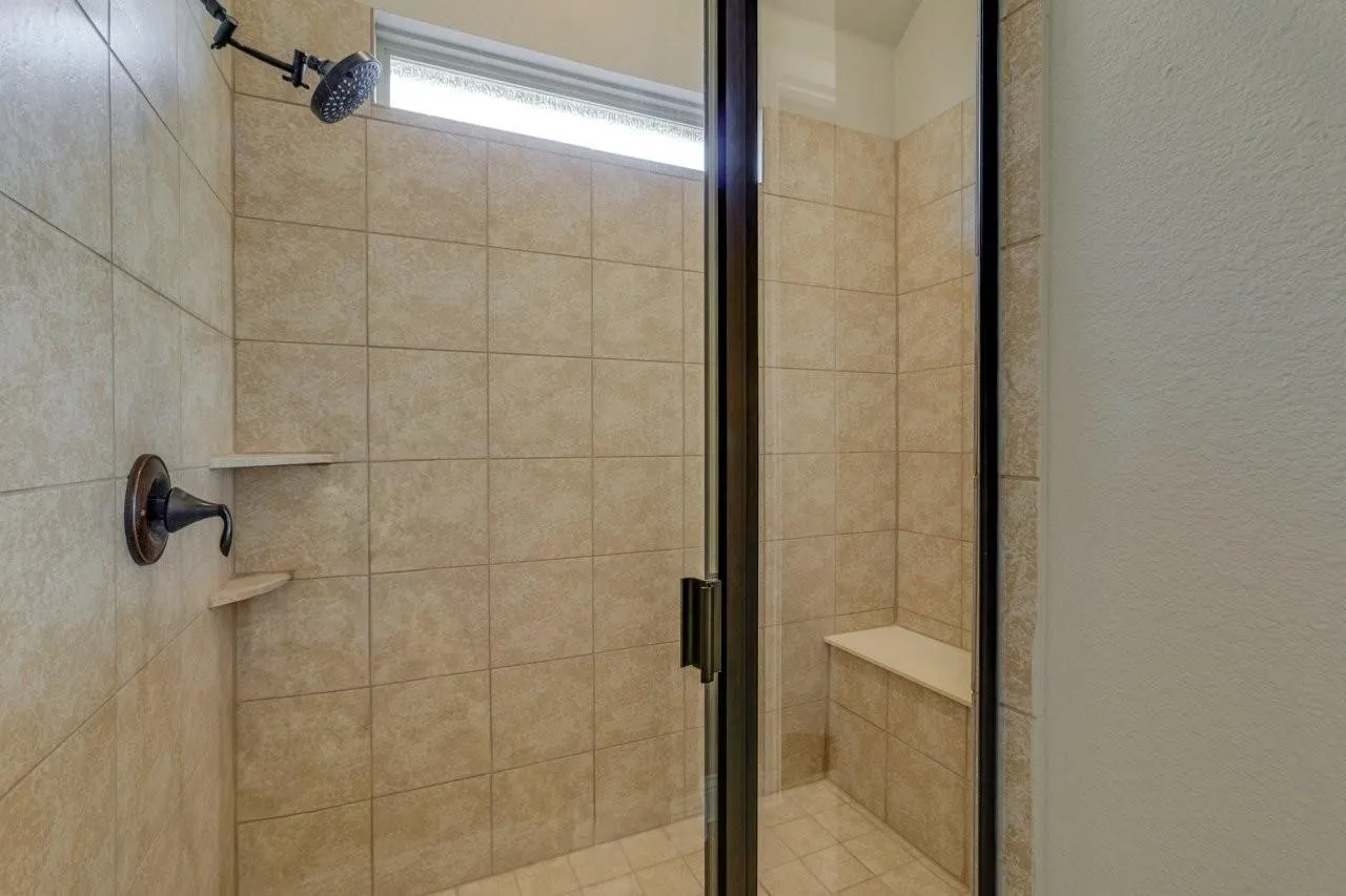 Single Family Residence For Rent in Collin County , 13788 El Toro Road, Frisco, Texas 75035, 4 Bedroom, 3 Bathroom, 2 Garage spaces, 2,385 Sqft, built in 2015, mls#21390475, Real Estate Agent in Frisco, Homes For Rent in Collin county, Homes For Rent in Frisco, Realtor in Frisco Texas, Real Estate Brokerage Independent Realty Texas, Luminita Cordes Realtor