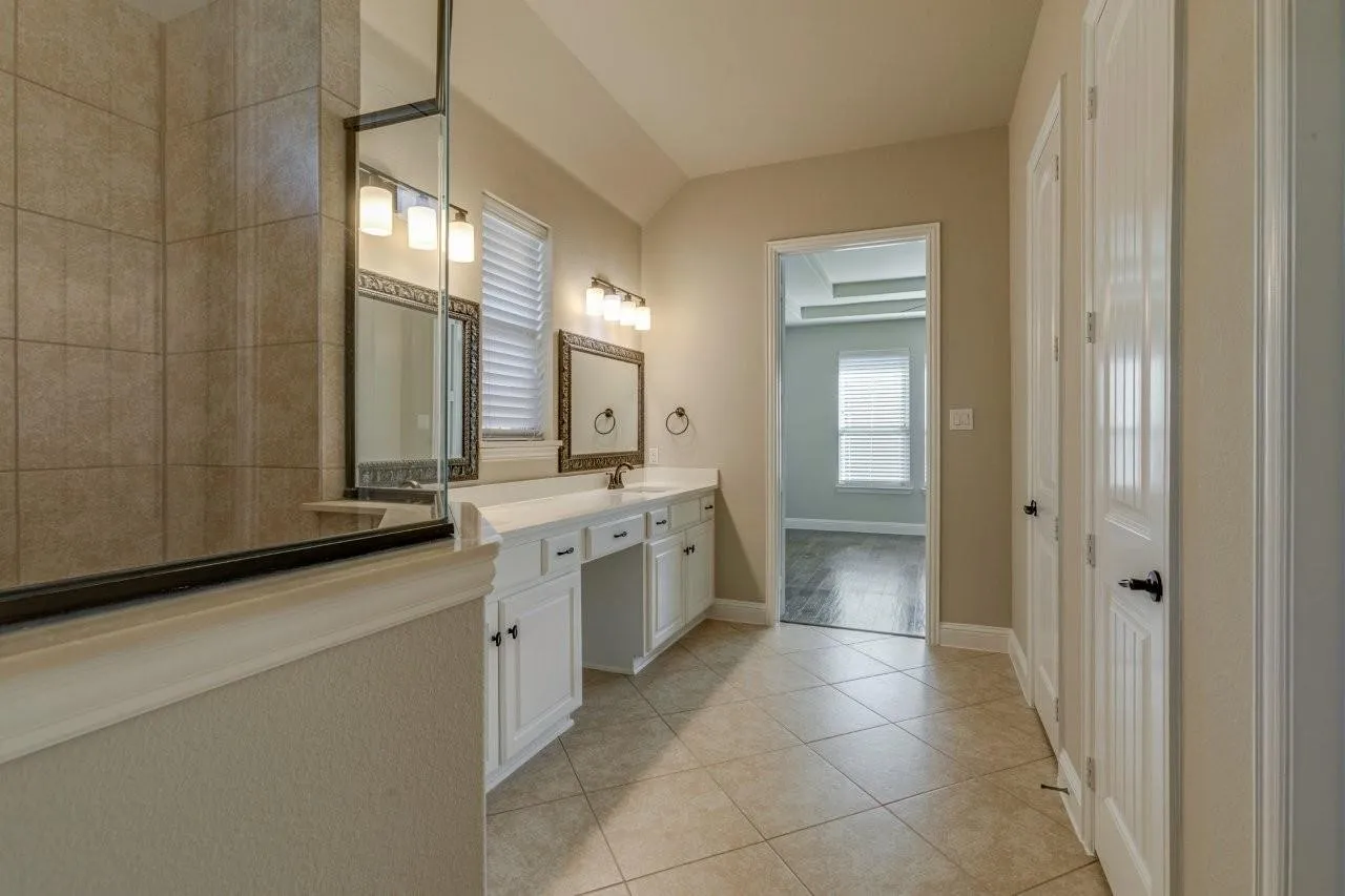 Single Family Residence For Rent in Collin County , 13788 El Toro Road, Frisco, Texas 75035, 4 Bedroom, 3 Bathroom, 2 Garage spaces, 2,385 Sqft, built in 2015, mls#21390475, Real Estate Agent in Frisco, Homes For Rent in Collin county, Homes For Rent in Frisco, Realtor in Frisco Texas, Real Estate Brokerage Independent Realty Texas, Luminita Cordes Realtor