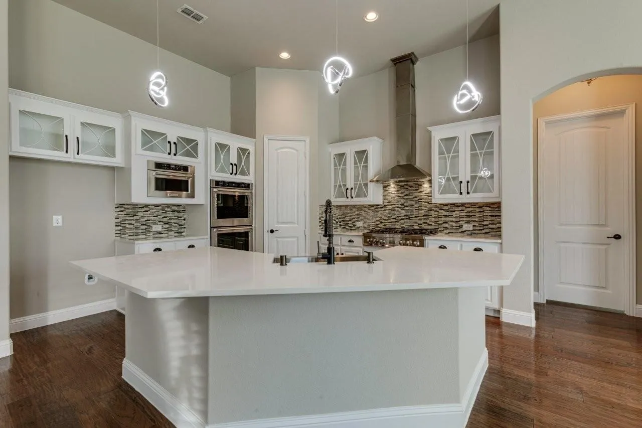 Single Family Residence For Rent in Collin County , 13788 El Toro Road, Frisco, Texas 75035, 4 Bedroom, 3 Bathroom, 2 Garage spaces, 2,385 Sqft, built in 2015, mls#21390475, Real Estate Agent in Frisco, Homes For Rent in Collin county, Homes For Rent in Frisco, Realtor in Frisco Texas, Real Estate Brokerage Independent Realty Texas, Luminita Cordes Realtor