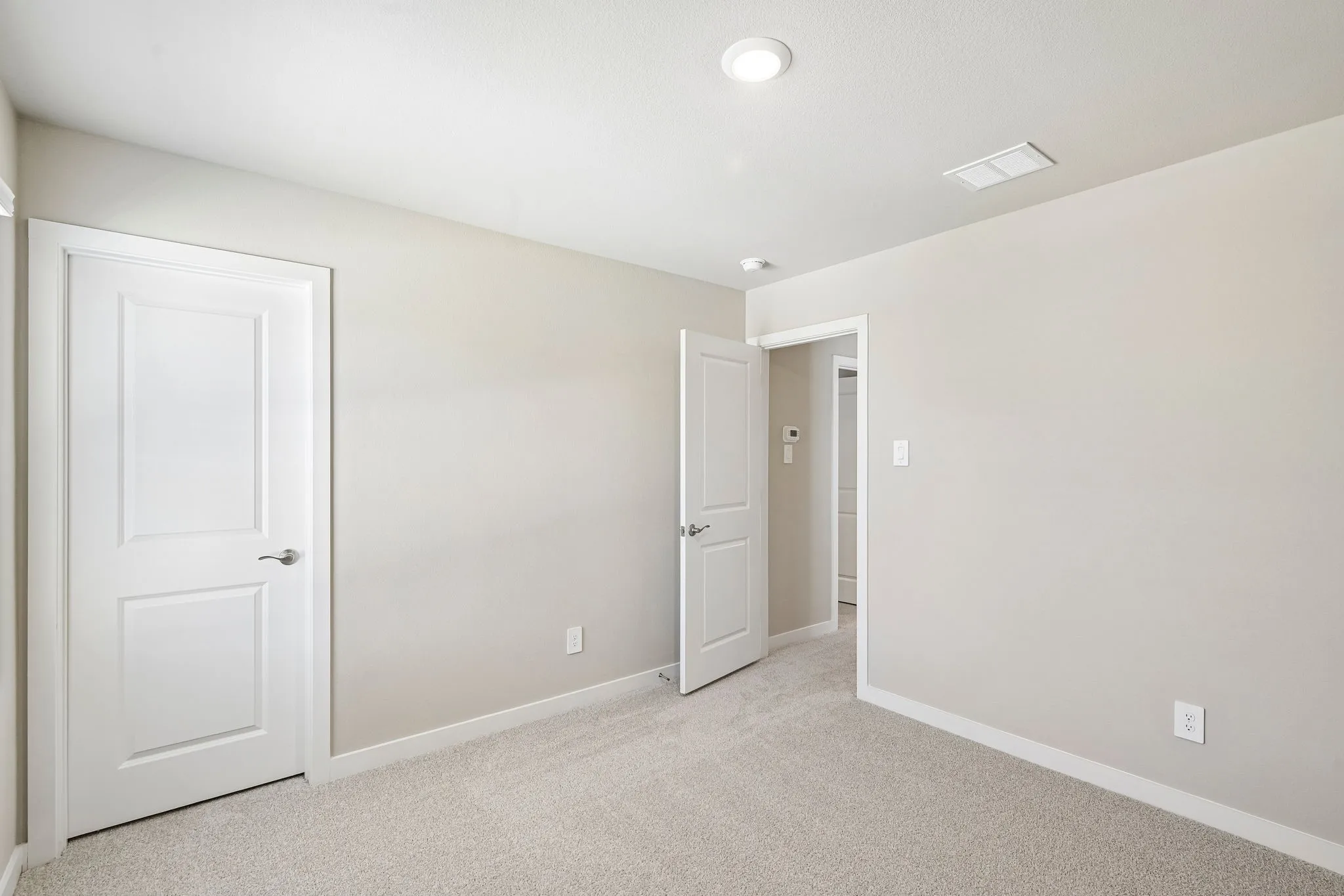 Photo is not of the actual home, but is an inspirational photo of builder’s model home and may depict options, furnishings, and/or decorator features that are not included.