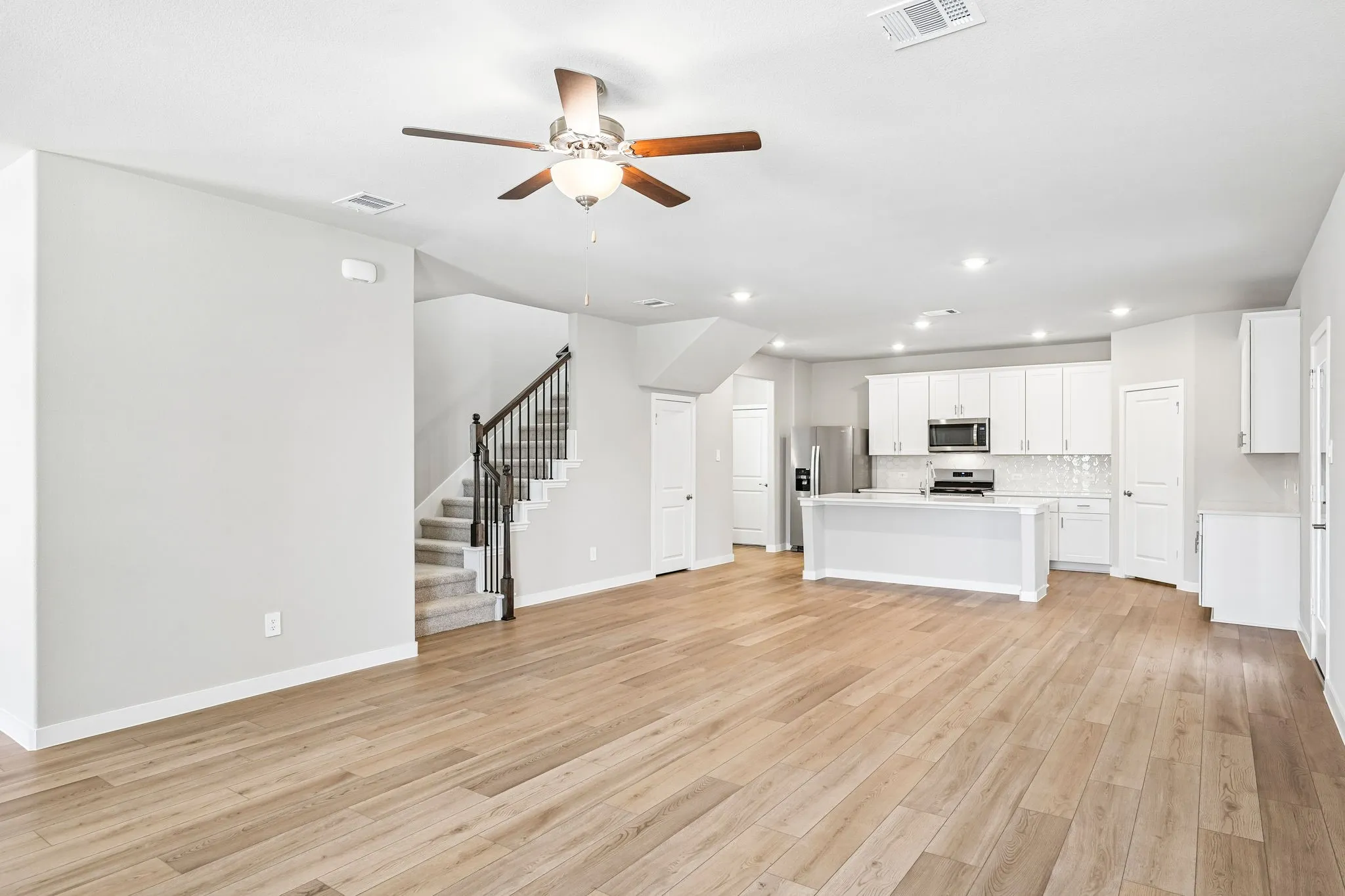 Photo is not of the actual home, but is an inspirational photo of builder’s model home and may depict options, furnishings, and/or decorator features that are not included.