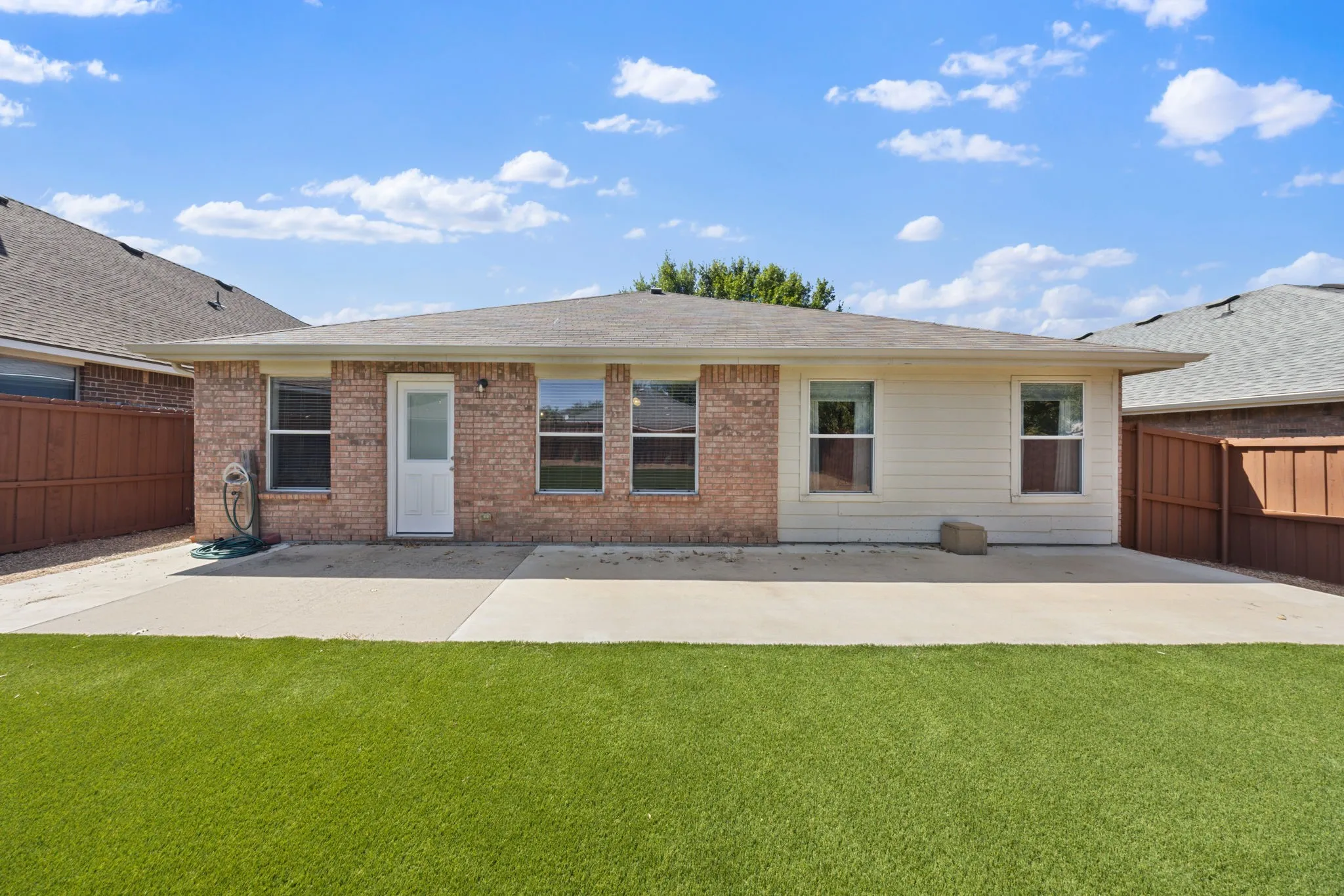 Single Family Residence For Rent in Collin County , 1110 Antoinette Drive, Princeton, Texas 75407, 3 Bedroom, 2 Bathroom, 2 Garage spaces, 1,439 Sqft, built in 2005, mls#21389222, Real Estate Agent in Princeton, Homes For Rent in Collin county, Homes For Rent in Princeton, Realtor in Princeton Texas, Real Estate Brokerage Independent Realty Texas, Luminita Cordes Realtor
