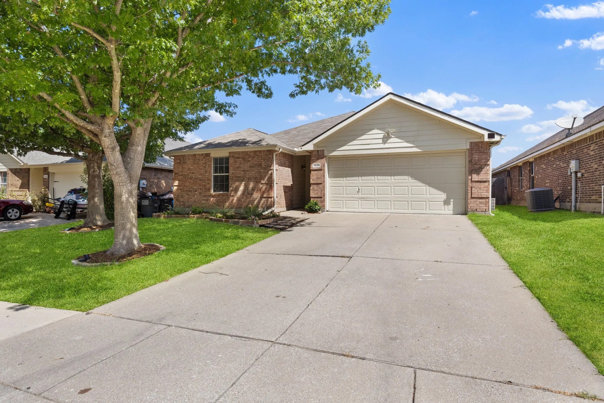 Single Family Residence For Rent in Collin County , 1110 Antoinette Drive, Princeton, Texas 75407, 3 Bedroom, 2 Bathroom, 2 Garage spaces, 1,439 Sqft, built in 2005, mls#21389222, Real Estate Agent in Princeton, Homes For Rent in Collin county, Homes For Rent in Princeton, Realtor in Princeton Texas, Real Estate Brokerage Independent Realty Texas, Luminita Cordes Realtor
