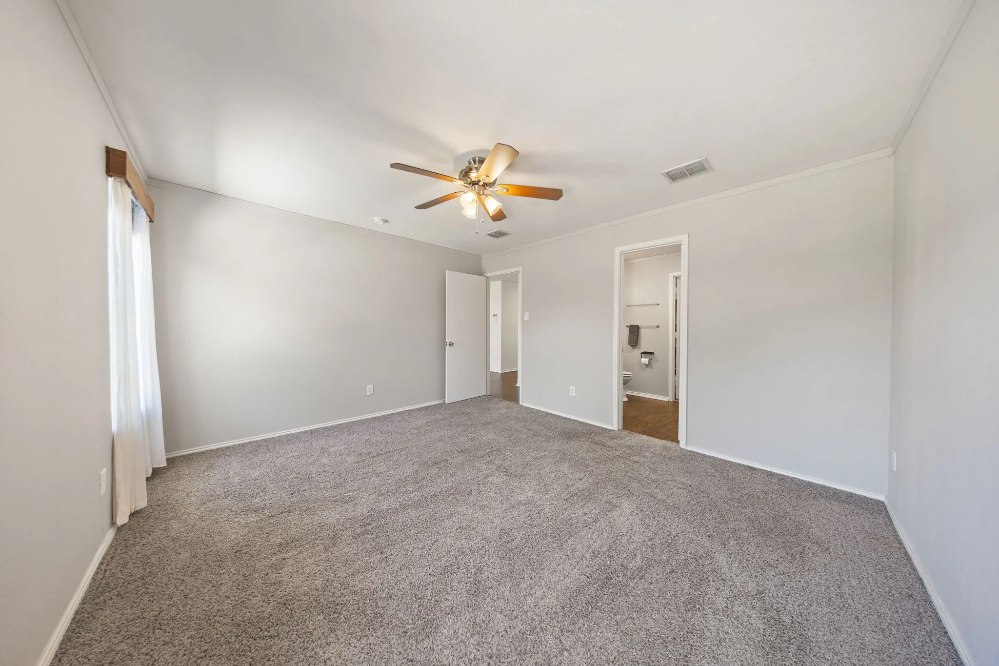 Single Family Residence For Rent in Collin County , 1110 Antoinette Drive, Princeton, Texas 75407, 3 Bedroom, 2 Bathroom, 2 Garage spaces, 1,439 Sqft, built in 2005, mls#21389222, Real Estate Agent in Princeton, Homes For Rent in Collin county, Homes For Rent in Princeton, Realtor in Princeton Texas, Real Estate Brokerage Independent Realty Texas, Luminita Cordes Realtor