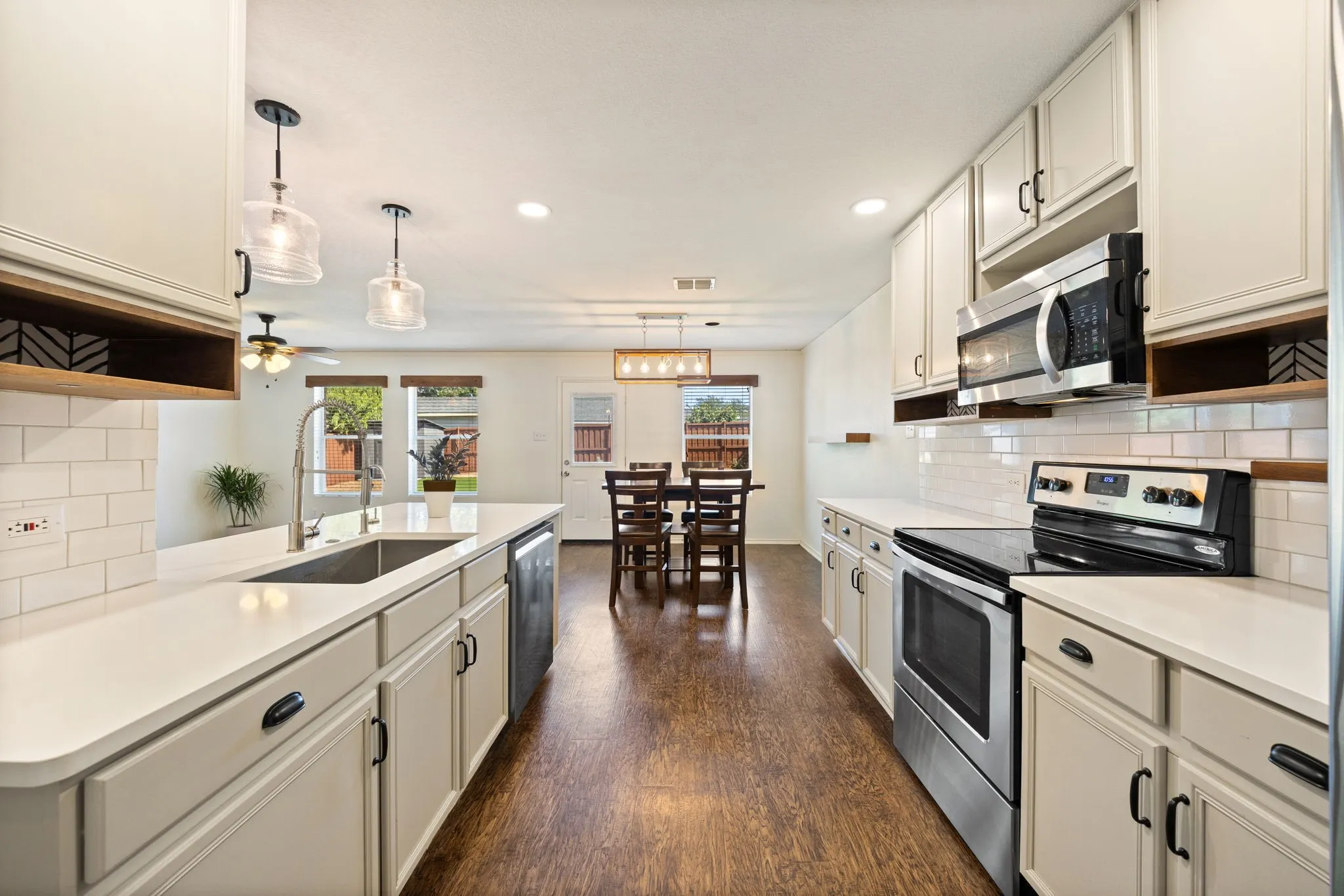 Single Family Residence For Rent in Collin County , 1110 Antoinette Drive, Princeton, Texas 75407, 3 Bedroom, 2 Bathroom, 2 Garage spaces, 1,439 Sqft, built in 2005, mls#21389222, Real Estate Agent in Princeton, Homes For Rent in Collin county, Homes For Rent in Princeton, Realtor in Princeton Texas, Real Estate Brokerage Independent Realty Texas, Luminita Cordes Realtor