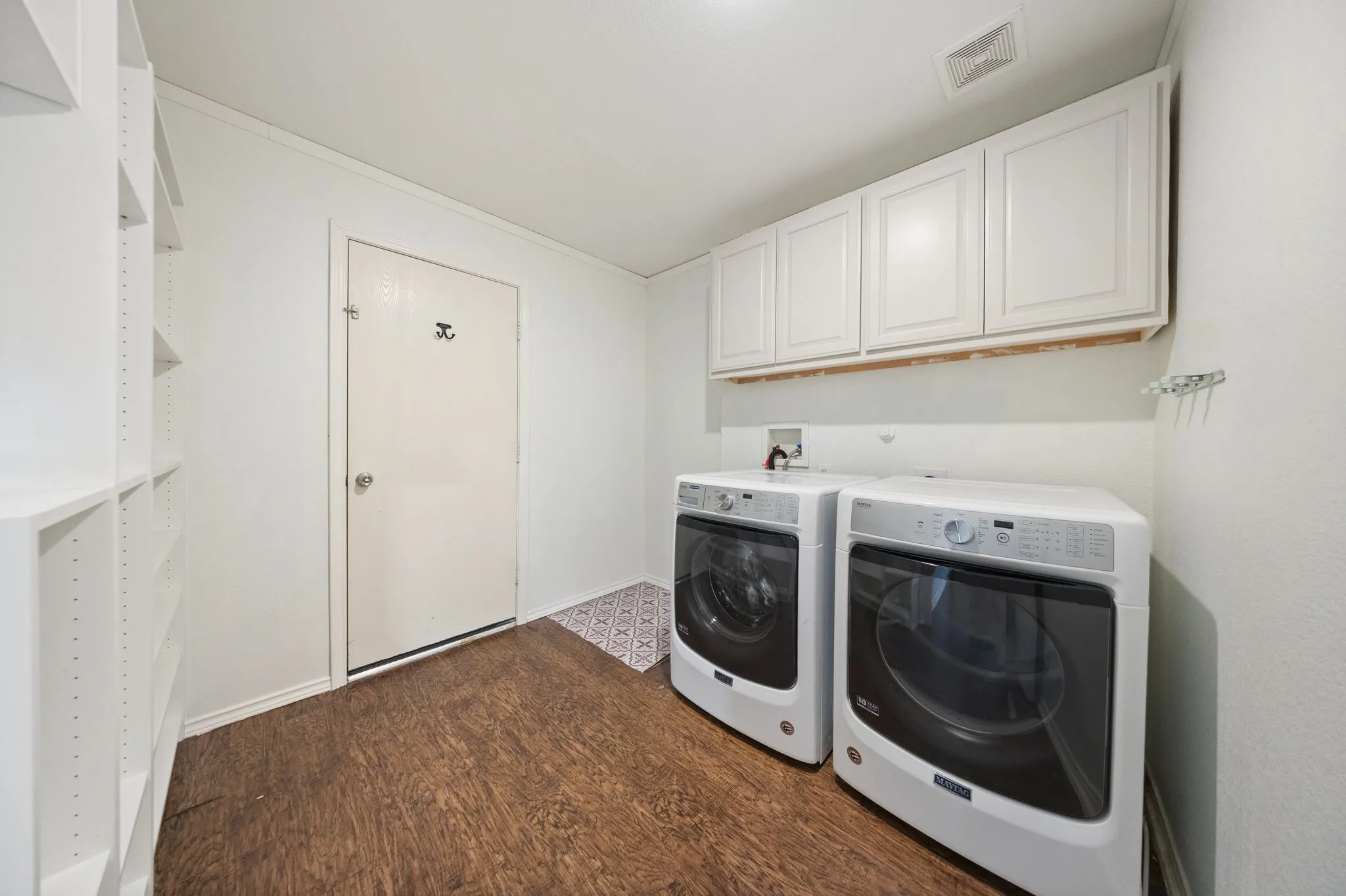 Single Family Residence For Rent in Collin County , 1110 Antoinette Drive, Princeton, Texas 75407, 3 Bedroom, 2 Bathroom, 2 Garage spaces, 1,439 Sqft, built in 2005, mls#21389222, Real Estate Agent in Princeton, Homes For Rent in Collin county, Homes For Rent in Princeton, Realtor in Princeton Texas, Real Estate Brokerage Independent Realty Texas, Luminita Cordes Realtor