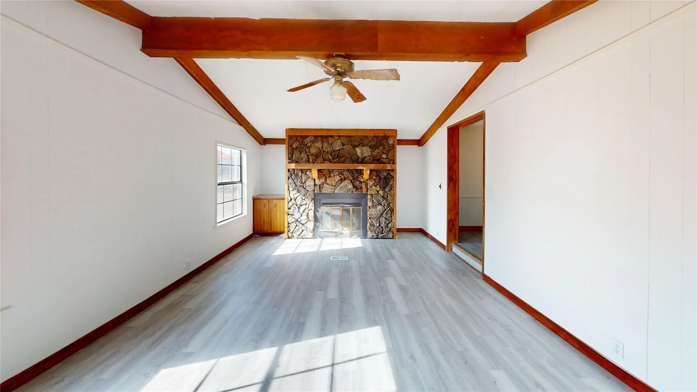 Single Family Residence For Sale in Mason County , 1105 Westmoreland, Mason, Texas 76856, 3 Bedroom, 2 Bathroom, Garage spaces, 2,236 Sqft, built in 1983, mls#21390529, Real Estate Agent in Mason, Homes For Sale in Mason county, Homes For Sale in Mason, Realtor in Mason Texas, Real Estate Brokerage Independent Realty Texas, Luminita Cordes Realtor