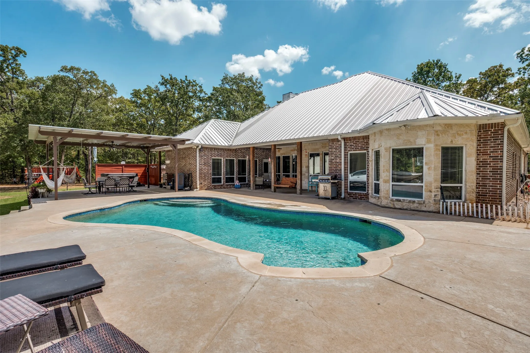 Single Family Residence For Sale