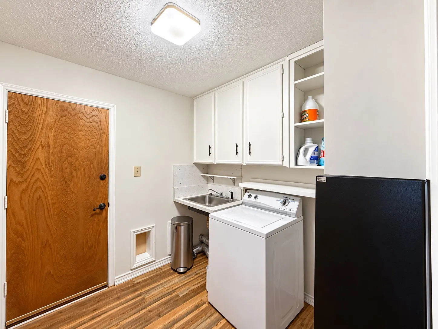 Single Family Residence For Sale in Denton County , 525 Magnolia Street, Denton, Texas 76201, 4 Bedroom, 2 Bathroom, 2 Garage spaces, 2,226 Sqft, built in 1968, mls#21389051, Real Estate Agent in Denton, Homes For Sale in Denton county, Homes For Sale in Denton, Realtor in Denton Texas, Real Estate Brokerage Independent Realty Texas, Luminita Cordes Realtor