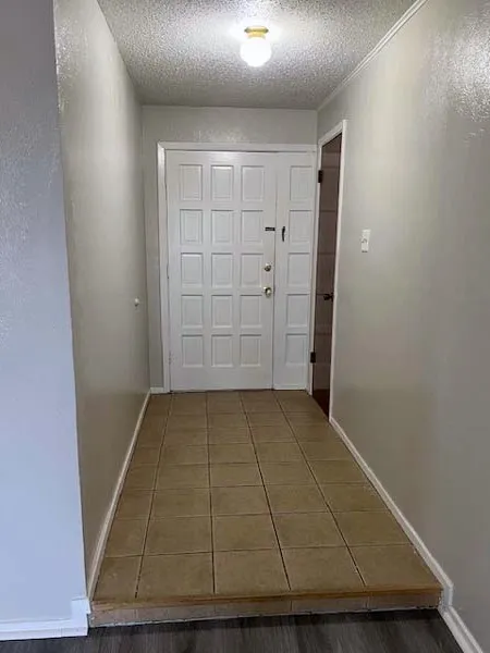 Single Family Residence For Rent in Ellis County , 806 Phillips Drive, Ennis, Texas 75119, 3 Bedroom, 2 Bathroom, 2 Garage spaces, 1,154 Sqft, built in 1972, mls#21390549, Real Estate Agent in Ennis, Homes For Rent in Ellis county, Homes For Rent in Ennis, Realtor in Ennis Texas, Real Estate Brokerage Independent Realty Texas, Luminita Cordes Realtor