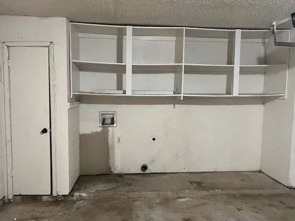 Single Family Residence For Rent in Ellis County , 806 Phillips Drive, Ennis, Texas 75119, 3 Bedroom, 2 Bathroom, 2 Garage spaces, 1,154 Sqft, built in 1972, mls#21390549, Real Estate Agent in Ennis, Homes For Rent in Ellis county, Homes For Rent in Ennis, Realtor in Ennis Texas, Real Estate Brokerage Independent Realty Texas, Luminita Cordes Realtor