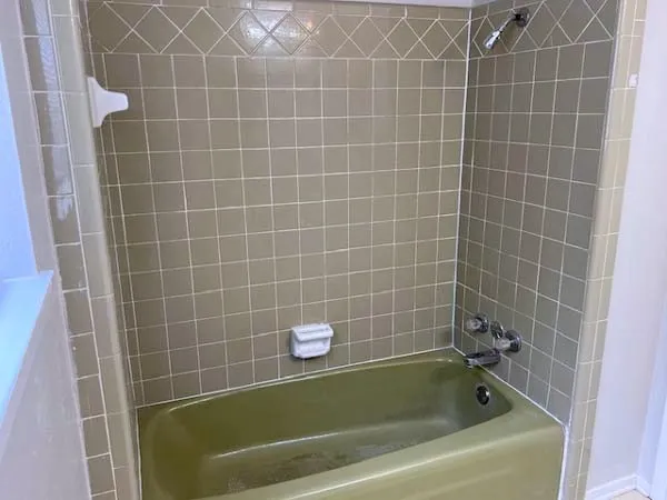 Single Family Residence For Rent in Ellis County , 806 Phillips Drive, Ennis, Texas 75119, 3 Bedroom, 2 Bathroom, 2 Garage spaces, 1,154 Sqft, built in 1972, mls#21390549, Real Estate Agent in Ennis, Homes For Rent in Ellis county, Homes For Rent in Ennis, Realtor in Ennis Texas, Real Estate Brokerage Independent Realty Texas, Luminita Cordes Realtor