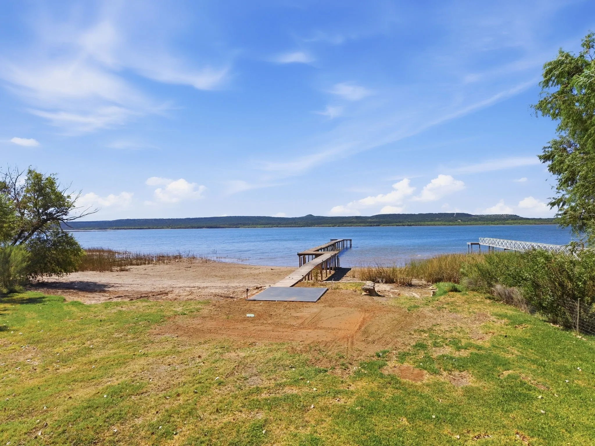 Single Family Residence For Sale in Palo Pinto County , 1031 Airport Road, Graford, Texas 76449, 4 Bedroom, 3 Bathroom, Garage spaces, 3,027 Sqft, built in 1986, mls#21390394, Real Estate Agent in Graford, Homes For Sale in Palo Pinto county, Homes For Sale in Graford, Realtor in Graford Texas, Real Estate Brokerage Independent Realty Texas, Luminita Cordes Realtor