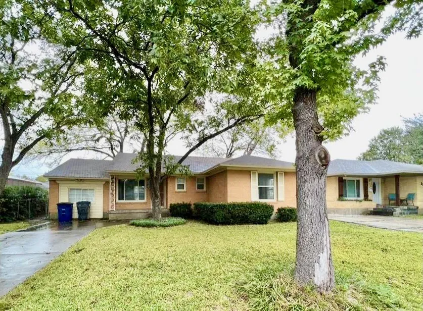 Single Family Residence For Sale in Dallas County , 3309 San Marcus Avenue, Dallas, Texas 75228, 3 Bedroom, 2 Bathroom, Garage spaces, 1,520 Sqft, built in 1955, mls#21390556, Real Estate Agent in Dallas, Homes For Sale in Dallas county, Homes For Sale in Dallas, Realtor in Dallas Texas, Real Estate Brokerage Independent Realty Texas, Luminita Cordes Realtor