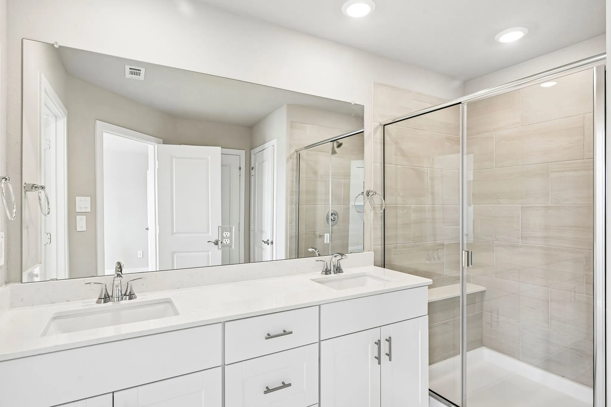 Photo is not of the actual home, but is an inspirational photo of builder’s model home and may depict options, furnishings, and/or decorator features that are not included.