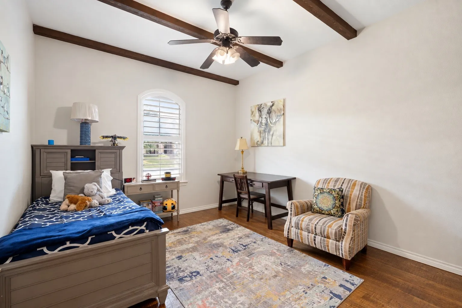 Single Family Residence For Sale in Rockwall County , 1 Clements Court, Heath, Texas 75032, 4 Bedroom, 3 Bathroom, 3 Garage spaces, 3,996 Sqft, built in 2004, mls#21382672, Real Estate Agent in Heath, Homes For Sale in Rockwall county, Homes For Sale in Heath, Realtor in Heath Texas, Real Estate Brokerage Independent Realty Texas, Luminita Cordes Realtor