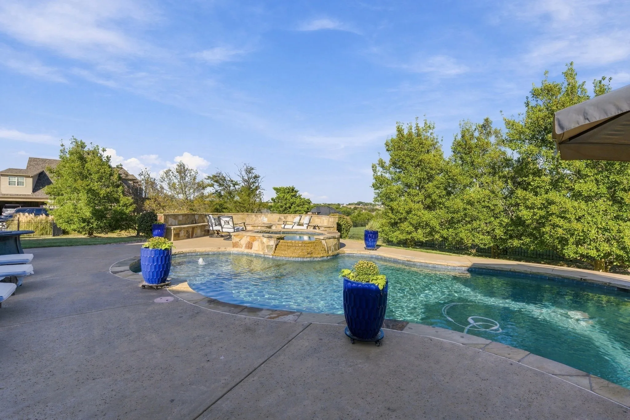 Single Family Residence For Sale in Rockwall County , 1 Clements Court, Heath, Texas 75032, 4 Bedroom, 3 Bathroom, 3 Garage spaces, 3,996 Sqft, built in 2004, mls#21382672, Real Estate Agent in Heath, Homes For Sale in Rockwall county, Homes For Sale in Heath, Realtor in Heath Texas, Real Estate Brokerage Independent Realty Texas, Luminita Cordes Realtor
