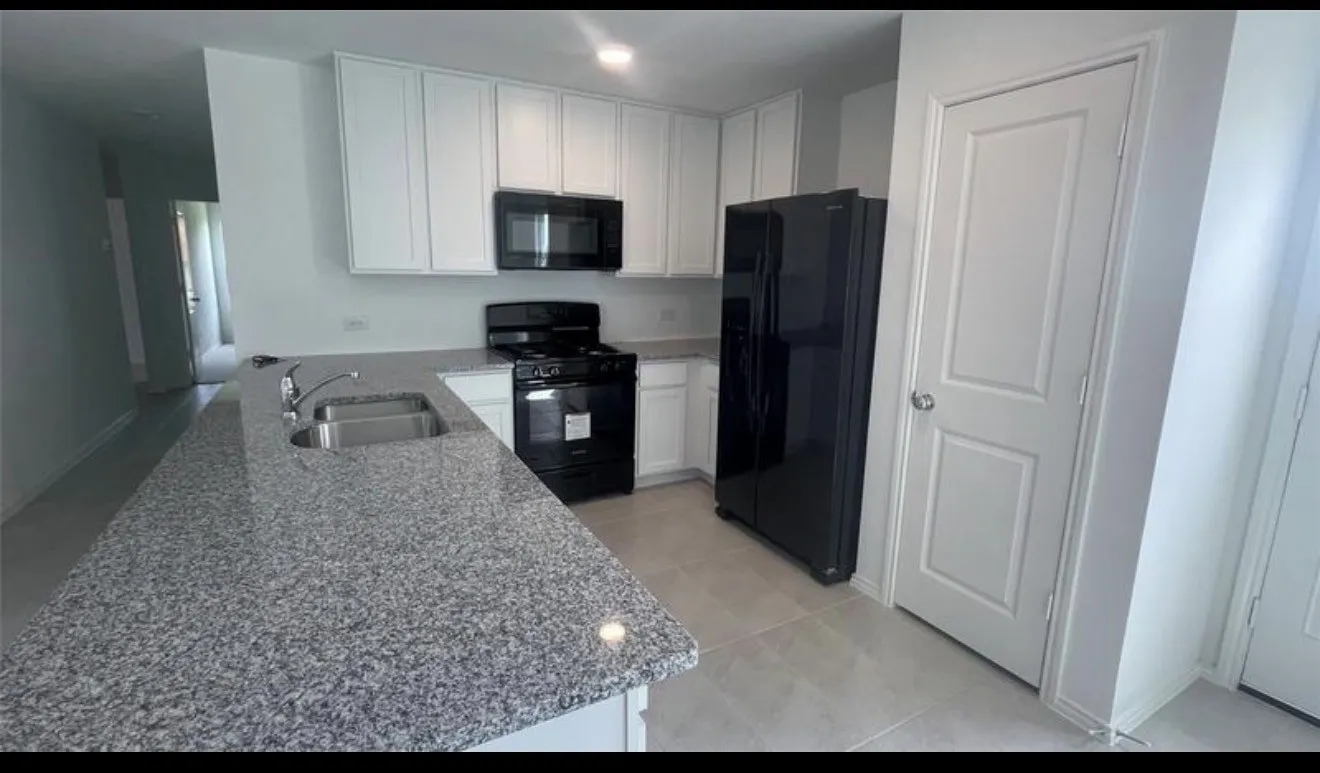 Single Family Residence For Rent in Kaufman County , 1817 Mallen Farm Ridge, Crandall, Texas 75114, 3 Bedroom, 2 Bathroom, 2 Garage spaces, 1,450 Sqft, built in 2024, mls#21390554, Real Estate Agent in Crandall, Homes For Rent in Kaufman county, Homes For Rent in Crandall, Realtor in Crandall Texas, Real Estate Brokerage Independent Realty Texas, Luminita Cordes Realtor