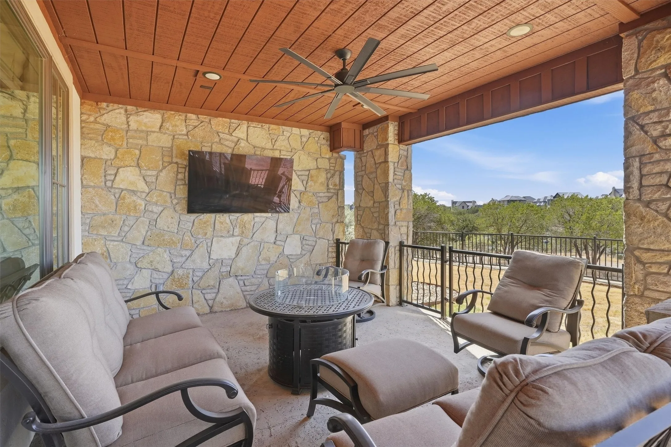 Condominium For Sale in Palo Pinto County , 1673 Scenic Drive 103, Graford, Texas 76449, 3 Bedroom, 4 Bathroom, 1 Garage spaces, 2,088 Sqft, built in 2020, mls#21390364, Real Estate Agent in Graford, Homes For Sale in Palo Pinto county, Homes For Sale in Graford, Realtor in Graford Texas, Real Estate Brokerage Independent Realty Texas, Luminita Cordes Realtor