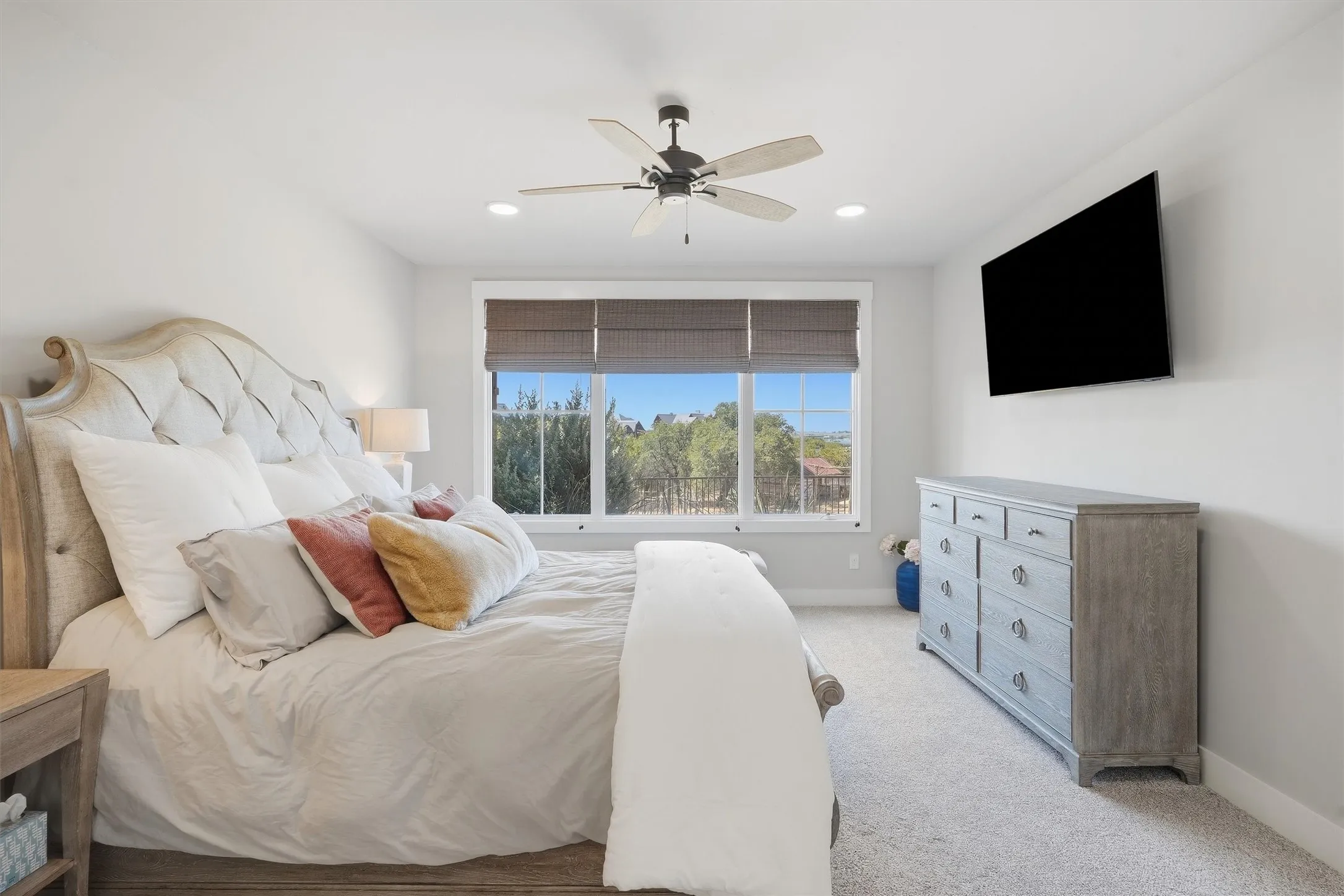Condominium For Sale in Palo Pinto County , 1673 Scenic Drive 103, Graford, Texas 76449, 3 Bedroom, 4 Bathroom, 1 Garage spaces, 2,088 Sqft, built in 2020, mls#21390364, Real Estate Agent in Graford, Homes For Sale in Palo Pinto county, Homes For Sale in Graford, Realtor in Graford Texas, Real Estate Brokerage Independent Realty Texas, Luminita Cordes Realtor