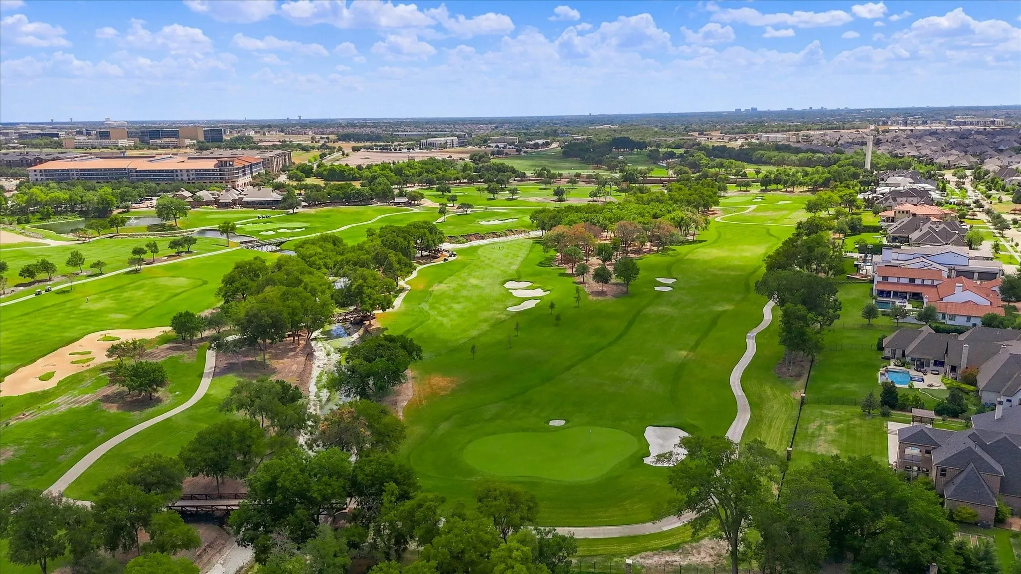 Single Family Residence For Sale in Collin County , 6108 Heron Bay Lane, Mc Kinney, Texas 75070, 3 Bedroom, 4 Bathroom, 3 Garage spaces, 2,820 Sqft, built in 2012, mls#21387342, Real Estate Agent in Mc Kinney, Homes For Sale in Collin county, Homes For Sale in Mc Kinney, Realtor in Mc Kinney Texas, Real Estate Brokerage Independent Realty Texas, Luminita Cordes Realtor
