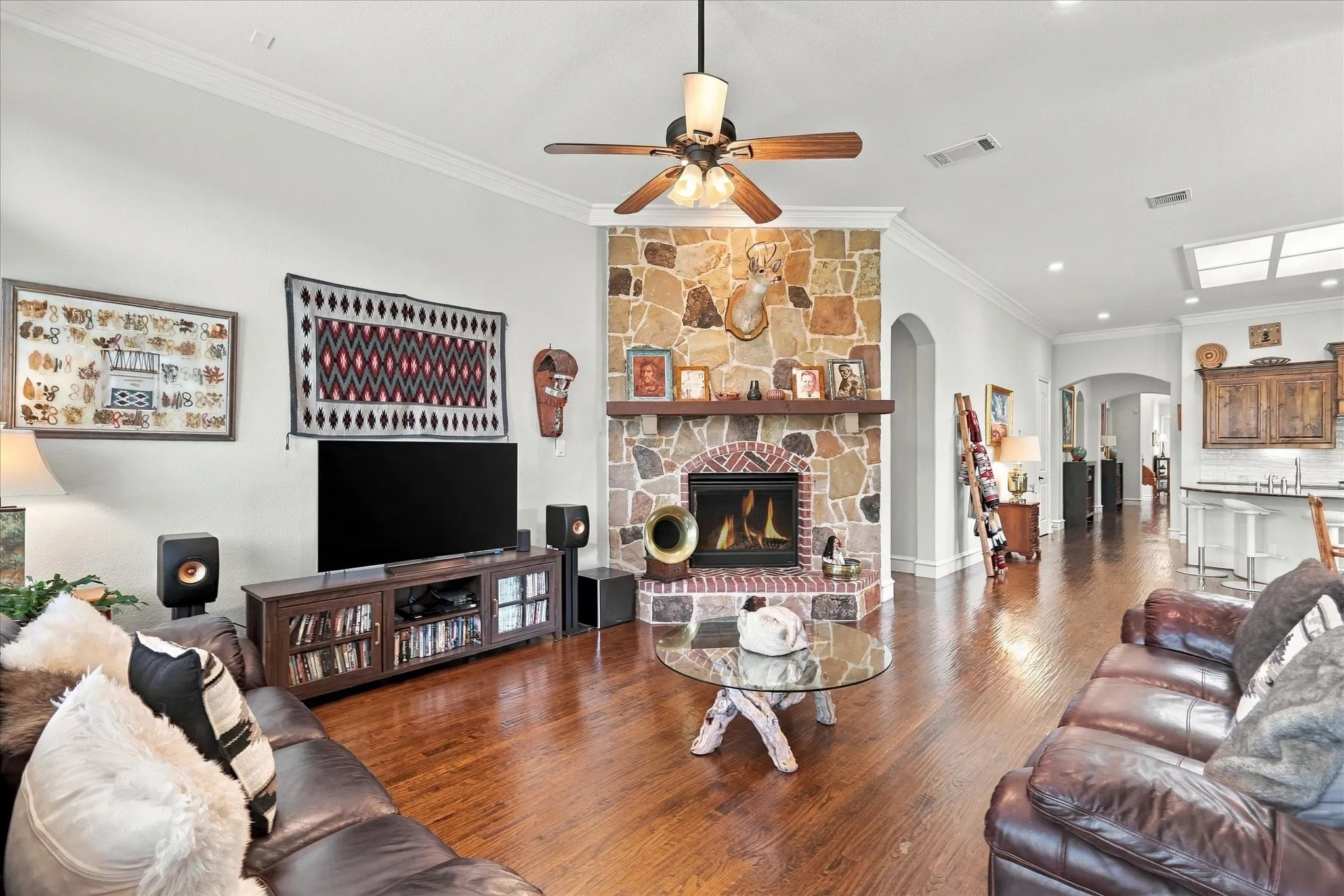 Single Family Residence For Sale in Collin County , 6108 Heron Bay Lane, Mc Kinney, Texas 75070, 3 Bedroom, 4 Bathroom, 3 Garage spaces, 2,820 Sqft, built in 2012, mls#21387342, Real Estate Agent in Mc Kinney, Homes For Sale in Collin county, Homes For Sale in Mc Kinney, Realtor in Mc Kinney Texas, Real Estate Brokerage Independent Realty Texas, Luminita Cordes Realtor