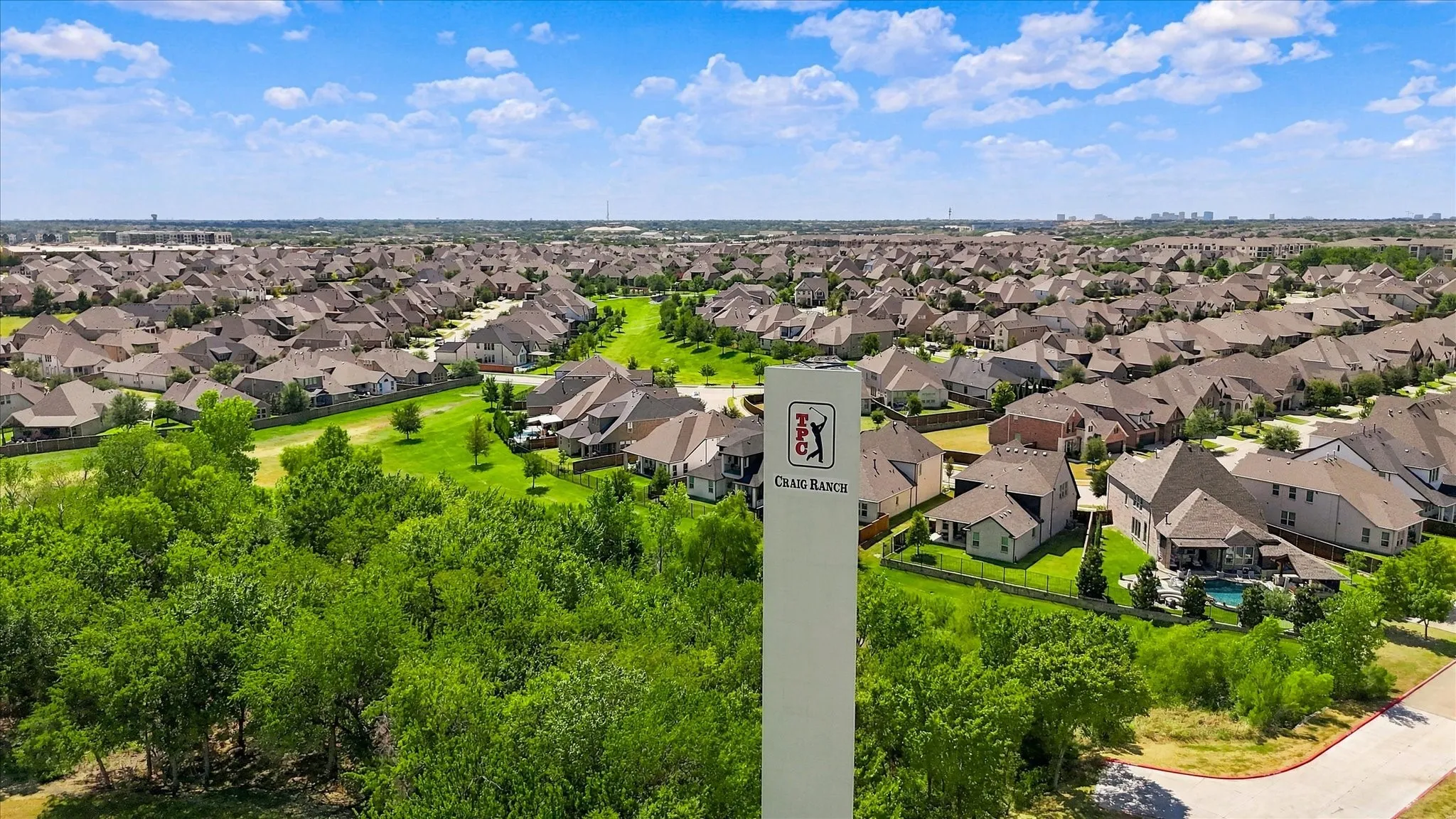 Single Family Residence For Sale in Collin County , 6108 Heron Bay Lane, Mc Kinney, Texas 75070, 3 Bedroom, 4 Bathroom, 3 Garage spaces, 2,820 Sqft, built in 2012, mls#21387342, Real Estate Agent in Mc Kinney, Homes For Sale in Collin county, Homes For Sale in Mc Kinney, Realtor in Mc Kinney Texas, Real Estate Brokerage Independent Realty Texas, Luminita Cordes Realtor