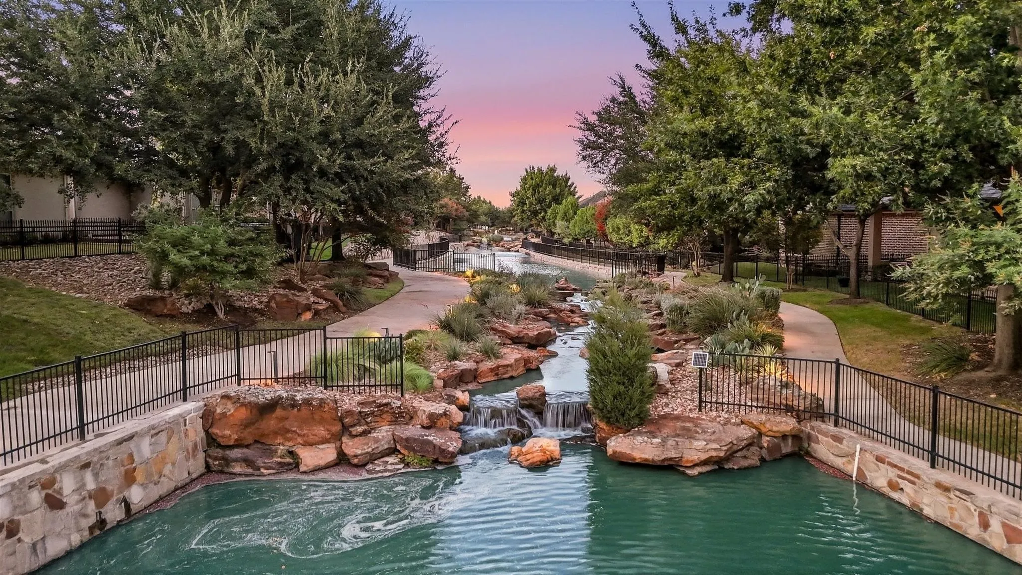 Single Family Residence For Sale in Collin County , 6108 Heron Bay Lane, Mc Kinney, Texas 75070, 3 Bedroom, 4 Bathroom, 3 Garage spaces, 2,820 Sqft, built in 2012, mls#21387342, Real Estate Agent in Mc Kinney, Homes For Sale in Collin county, Homes For Sale in Mc Kinney, Realtor in Mc Kinney Texas, Real Estate Brokerage Independent Realty Texas, Luminita Cordes Realtor