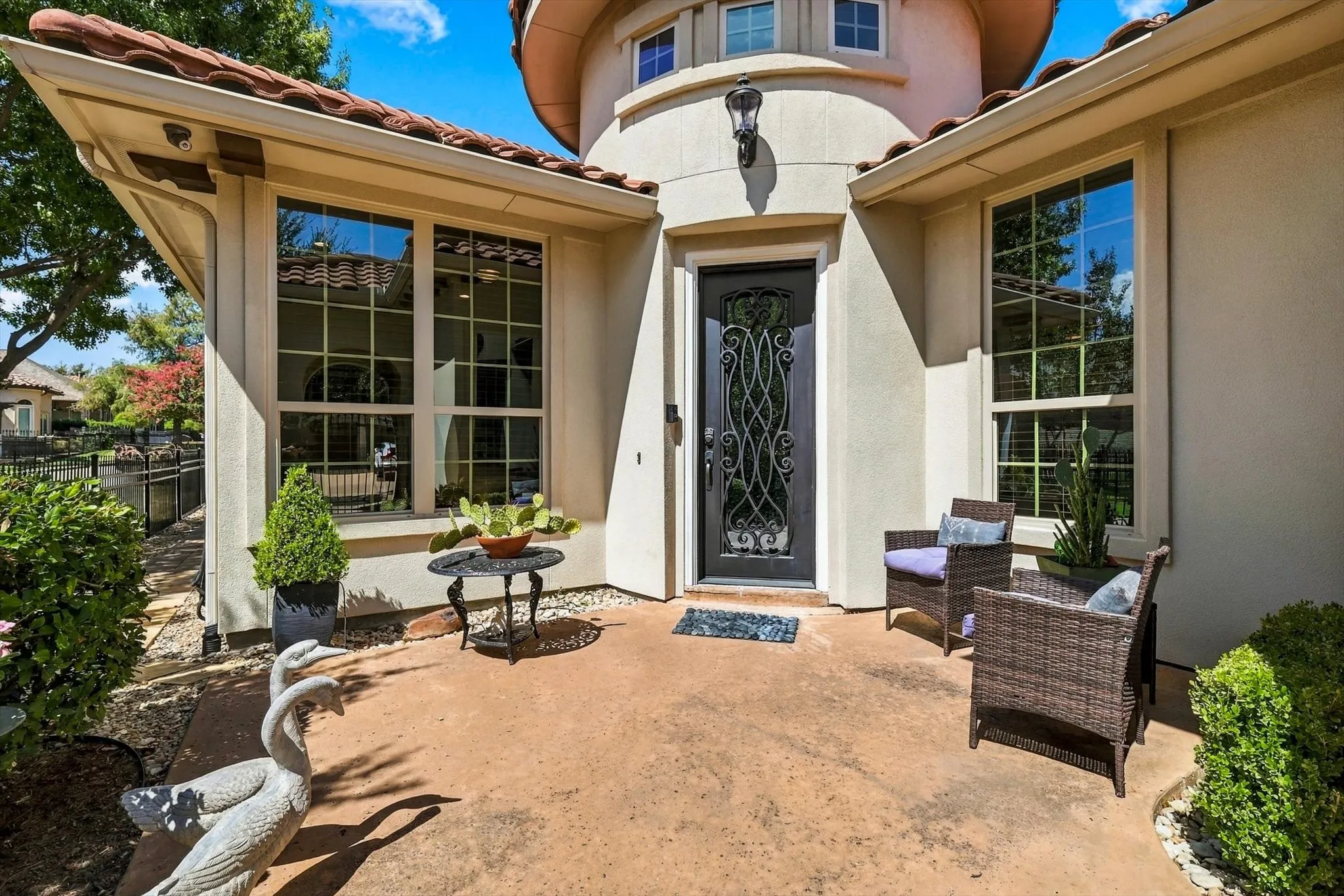 Single Family Residence For Sale in Collin County , 6108 Heron Bay Lane, Mc Kinney, Texas 75070, 3 Bedroom, 4 Bathroom, 3 Garage spaces, 2,820 Sqft, built in 2012, mls#21387342, Real Estate Agent in Mc Kinney, Homes For Sale in Collin county, Homes For Sale in Mc Kinney, Realtor in Mc Kinney Texas, Real Estate Brokerage Independent Realty Texas, Luminita Cordes Realtor