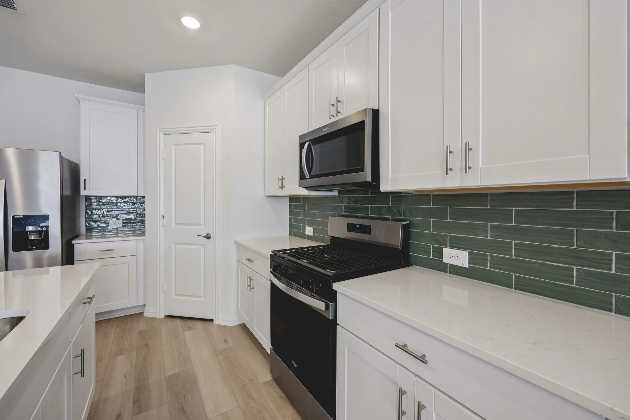 Photo is not of the actual home, but is an inspirational photo of builder’s model home and may depict options, furnishings, and/or decorator features that are not included.