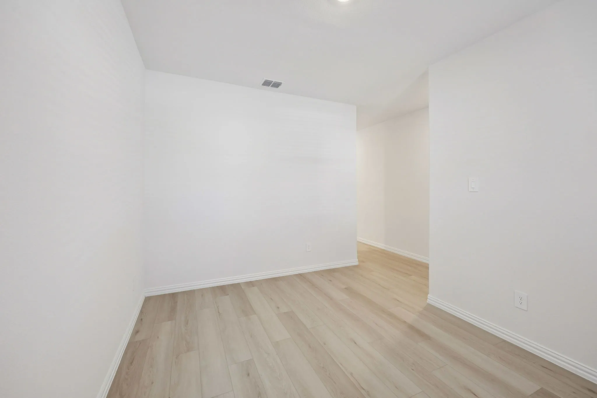 Photo is not of the actual home, but is an inspirational photo of builder’s model home and may depict options, furnishings, and/or decorator features that are not included.