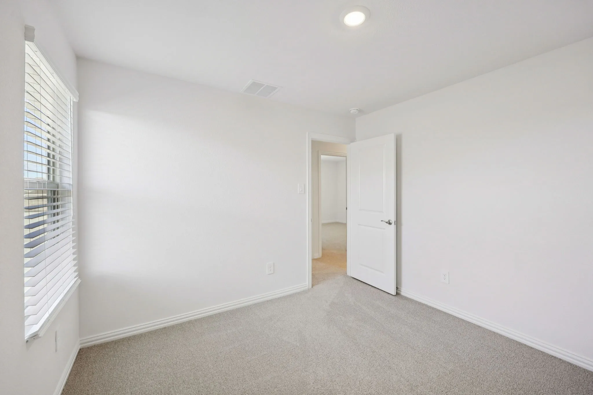 Photo is not of the actual home, but is an inspirational photo of builder’s model home and may depict options, furnishings, and/or decorator features that are not included.