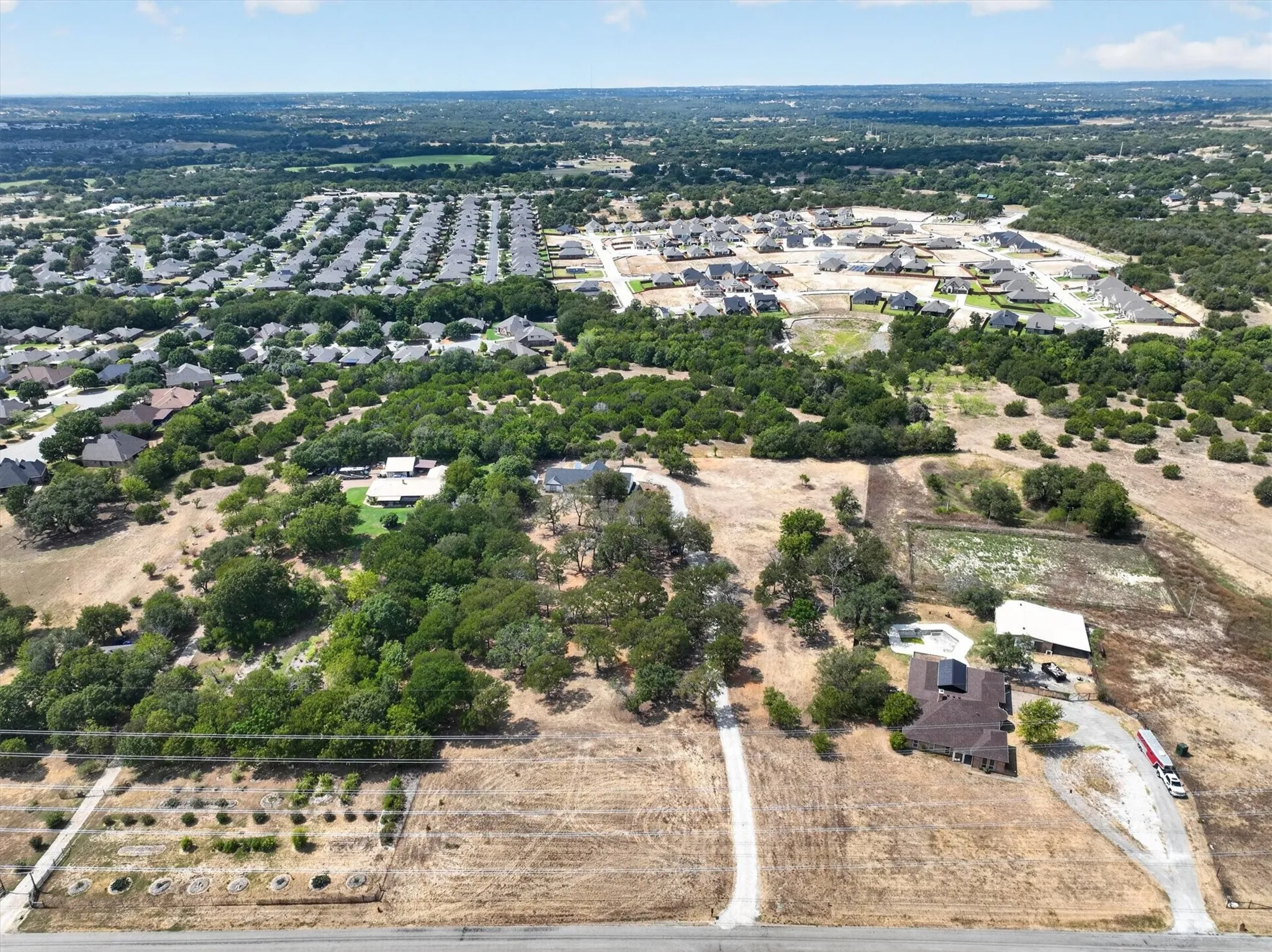Single Family Residence For Sale in Parker County , 111 Woodcrest Street, Weatherford, Texas 76087, 3 Bedroom, 2 Bathroom, 2 Garage spaces, 1,968 Sqft, built in 1978, mls#21390509, Real Estate Agent in Weatherford, Homes For Sale in Parker county, Homes For Sale in Weatherford, Realtor in Weatherford Texas, Real Estate Brokerage Independent Realty Texas, Luminita Cordes Realtor