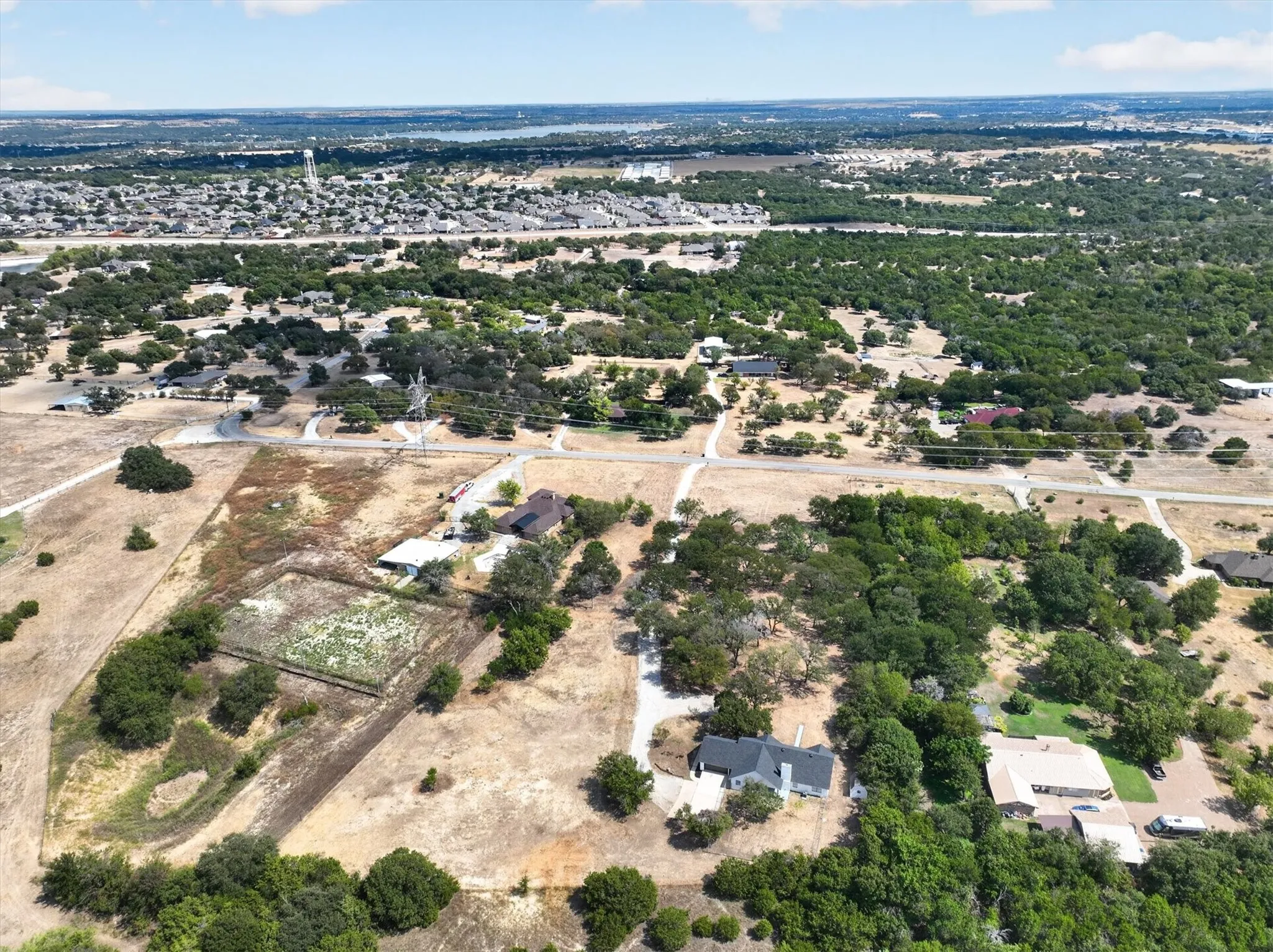 Single Family Residence For Sale in Parker County , 111 Woodcrest Street, Weatherford, Texas 76087, 3 Bedroom, 2 Bathroom, 2 Garage spaces, 1,968 Sqft, built in 1978, mls#21390509, Real Estate Agent in Weatherford, Homes For Sale in Parker county, Homes For Sale in Weatherford, Realtor in Weatherford Texas, Real Estate Brokerage Independent Realty Texas, Luminita Cordes Realtor