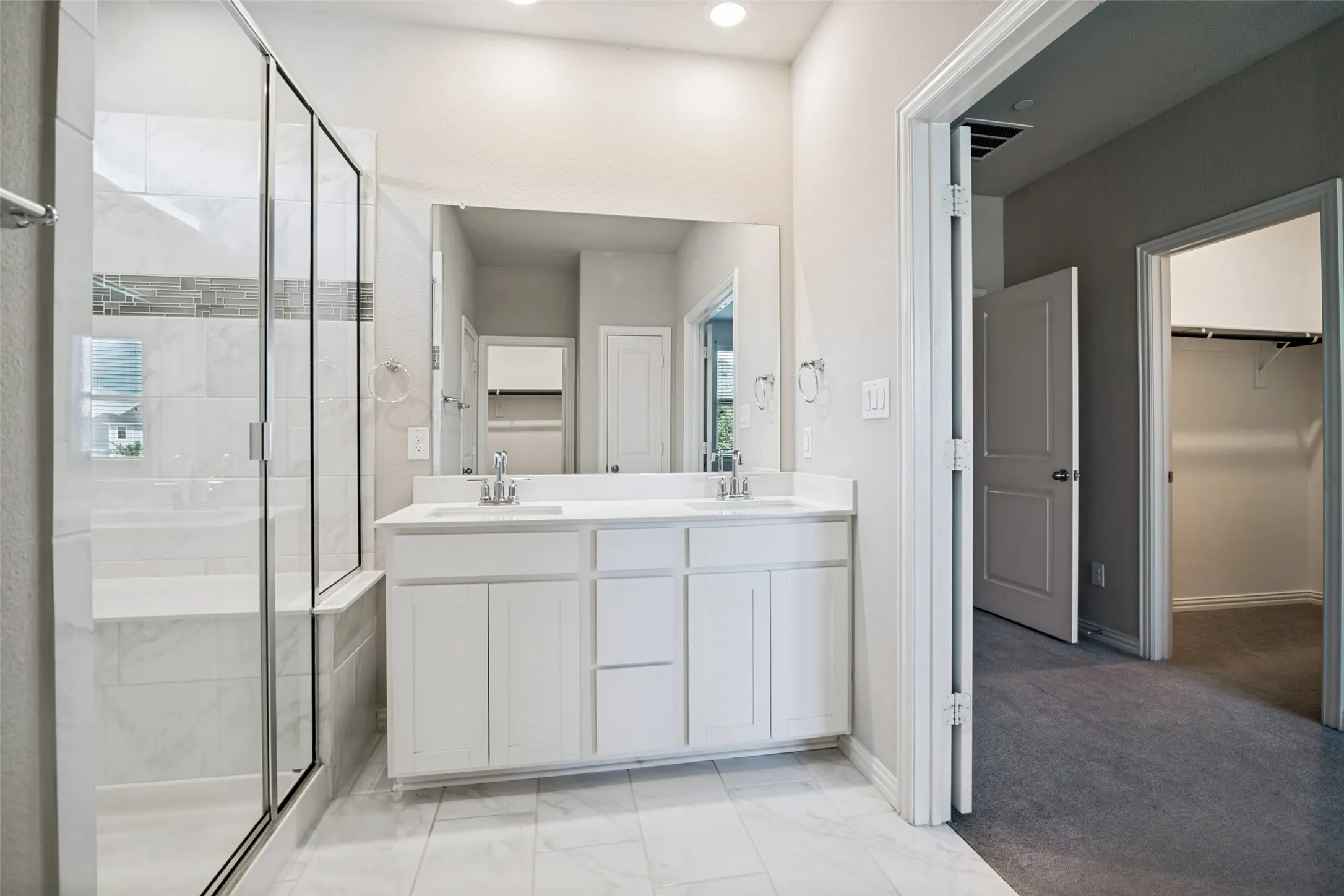 Single Family Residence For Rent in Dallas County , 7401 Sunset Boulevard, Rowlett, Texas 75088, 3 Bedroom, 3 Bathroom, 2 Garage spaces, 2,061 Sqft, built in 2019, mls#21390563, Real Estate Agent in Rowlett, Homes For Rent in Dallas county, Homes For Rent in Rowlett, Realtor in Rowlett Texas, Real Estate Brokerage Independent Realty Texas, Luminita Cordes Realtor