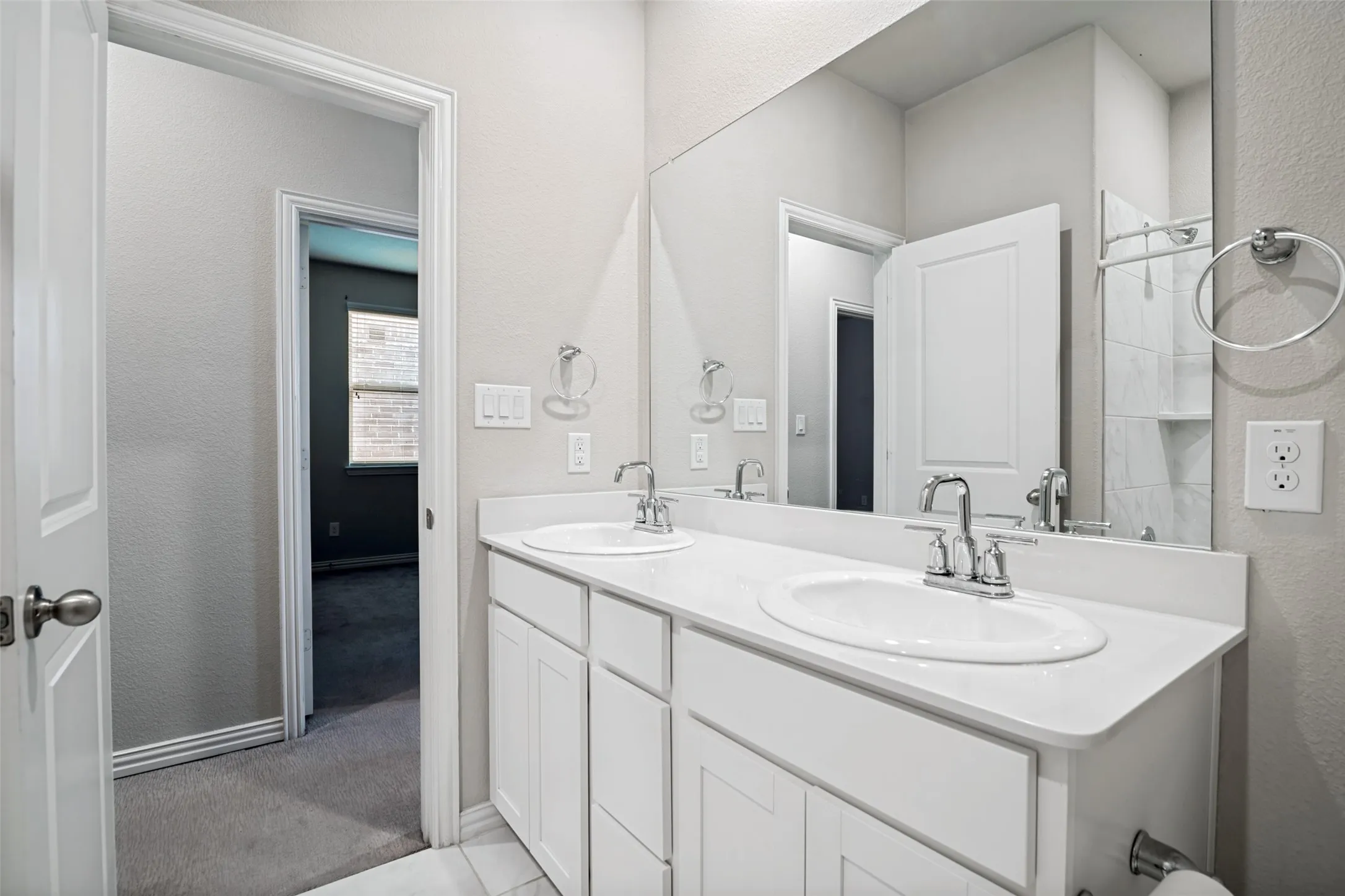 Single Family Residence For Rent in Dallas County , 7401 Sunset Boulevard, Rowlett, Texas 75088, 3 Bedroom, 3 Bathroom, 2 Garage spaces, 2,061 Sqft, built in 2019, mls#21390563, Real Estate Agent in Rowlett, Homes For Rent in Dallas county, Homes For Rent in Rowlett, Realtor in Rowlett Texas, Real Estate Brokerage Independent Realty Texas, Luminita Cordes Realtor