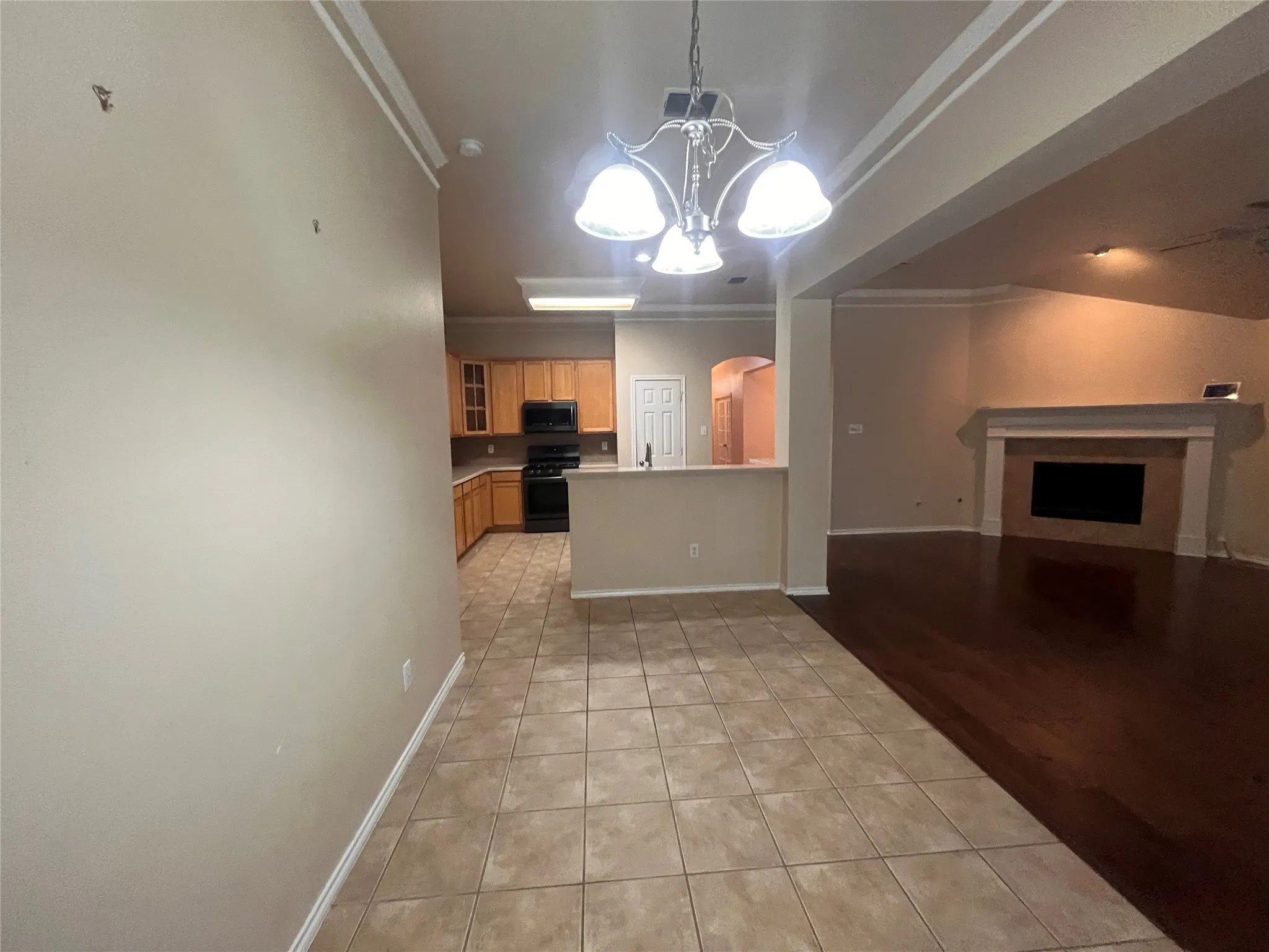 Single Family Residence For Sale in Ellis County , 615 Magnolia, Glenn Heights, Texas 75154, 4 Bedroom, 2 Bathroom, 2 Garage spaces, 2,361 Sqft, built in 2004, mls#21390576, Real Estate Agent in Glenn Heights, Homes For Sale in Ellis county, Homes For Sale in Glenn Heights, Realtor in Glenn Heights Texas, Real Estate Brokerage Independent Realty Texas, Luminita Cordes Realtor