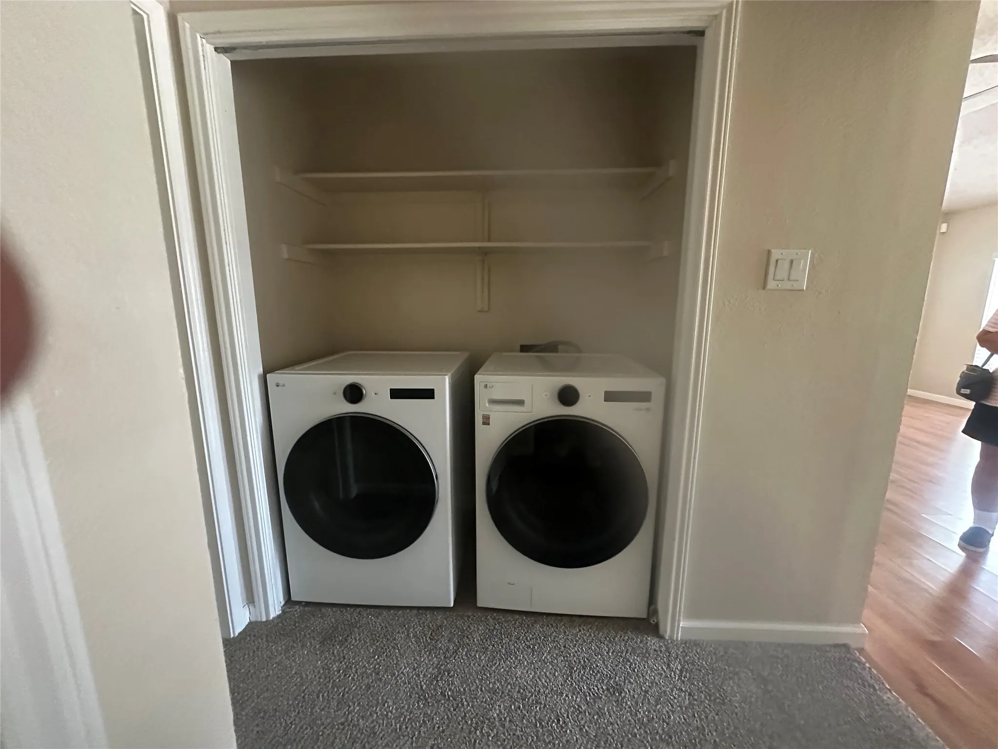 Duplex For Rent in Tarrant County , 2305 Dalewood Lane, Bedford, Texas 76022, 2 Bedroom, 2 Bathroom, Garage spaces, 1,070 Sqft, built in 1985, mls#21390562, Real Estate Agent in Bedford, Homes For Rent in Tarrant county, Homes For Rent in Bedford, Realtor in Bedford Texas, Real Estate Brokerage Independent Realty Texas, Luminita Cordes Realtor
