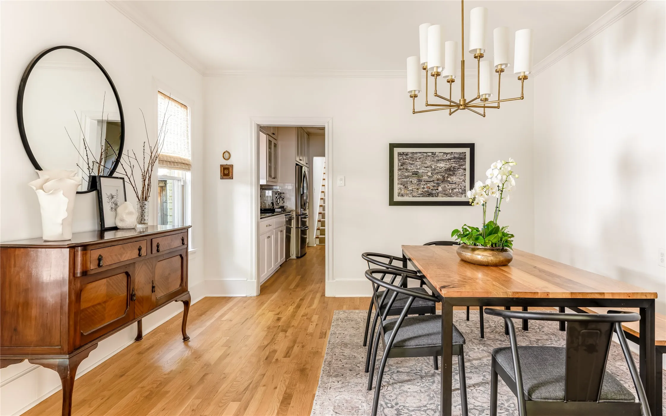 Single Family Residence For Sale in Dallas County , 5539 Ridgedale Avenue, Dallas, Texas 75206, 4 Bedroom, 4 Bathroom, 2 Garage spaces, 3,087 Sqft, built in 1926, mls#21388982, Real Estate Agent in Dallas, Homes For Sale in Dallas county, Homes For Sale in Dallas, Realtor in Dallas Texas, Real Estate Brokerage Independent Realty Texas, Luminita Cordes Realtor