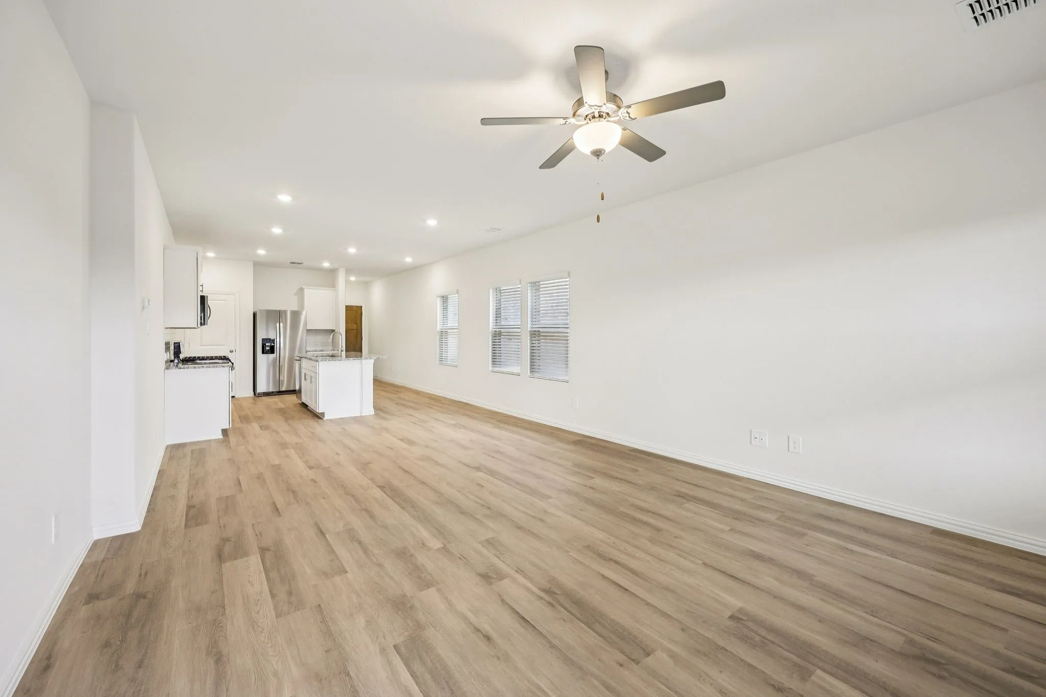 Photo is not of the actual home, but is an inspirational photo of builder’s model home and may depict options, furnishings, and/or decorator features that are not included.