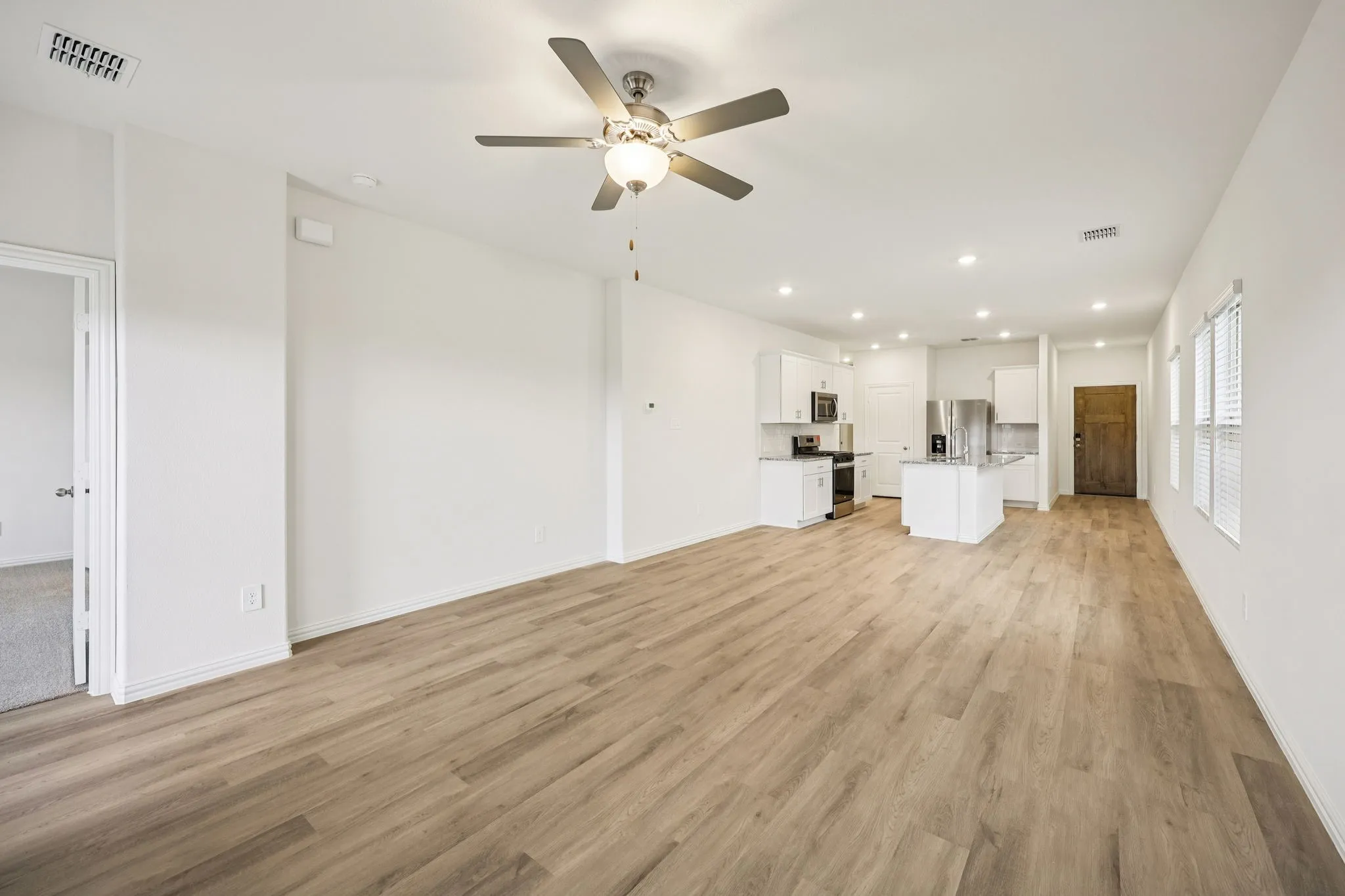Photo is not of the actual home, but is an inspirational photo of builder’s model home and may depict options, furnishings, and/or decorator features that are not included.